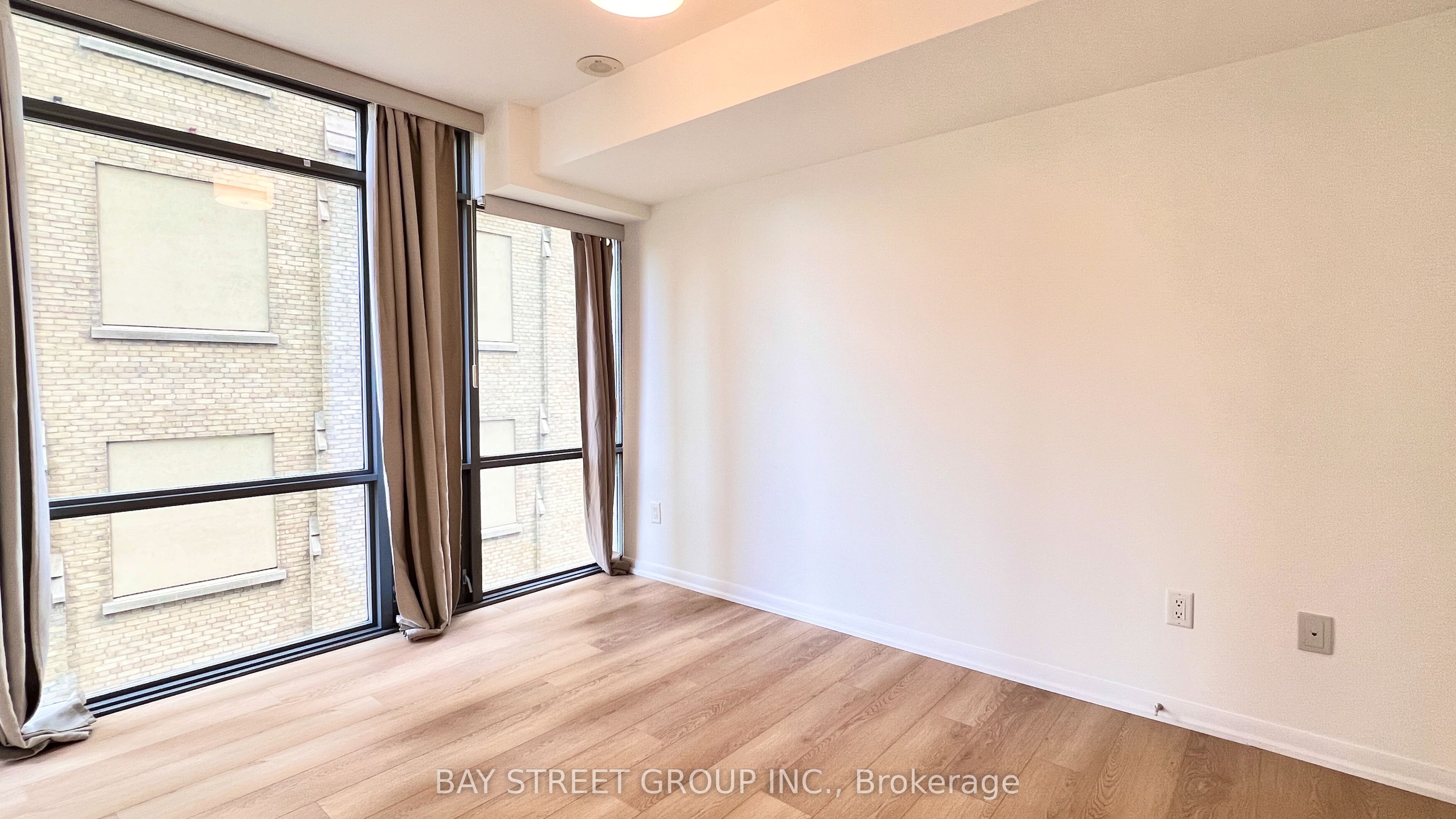 #508 - 38 Grenville Street Property Photo 13