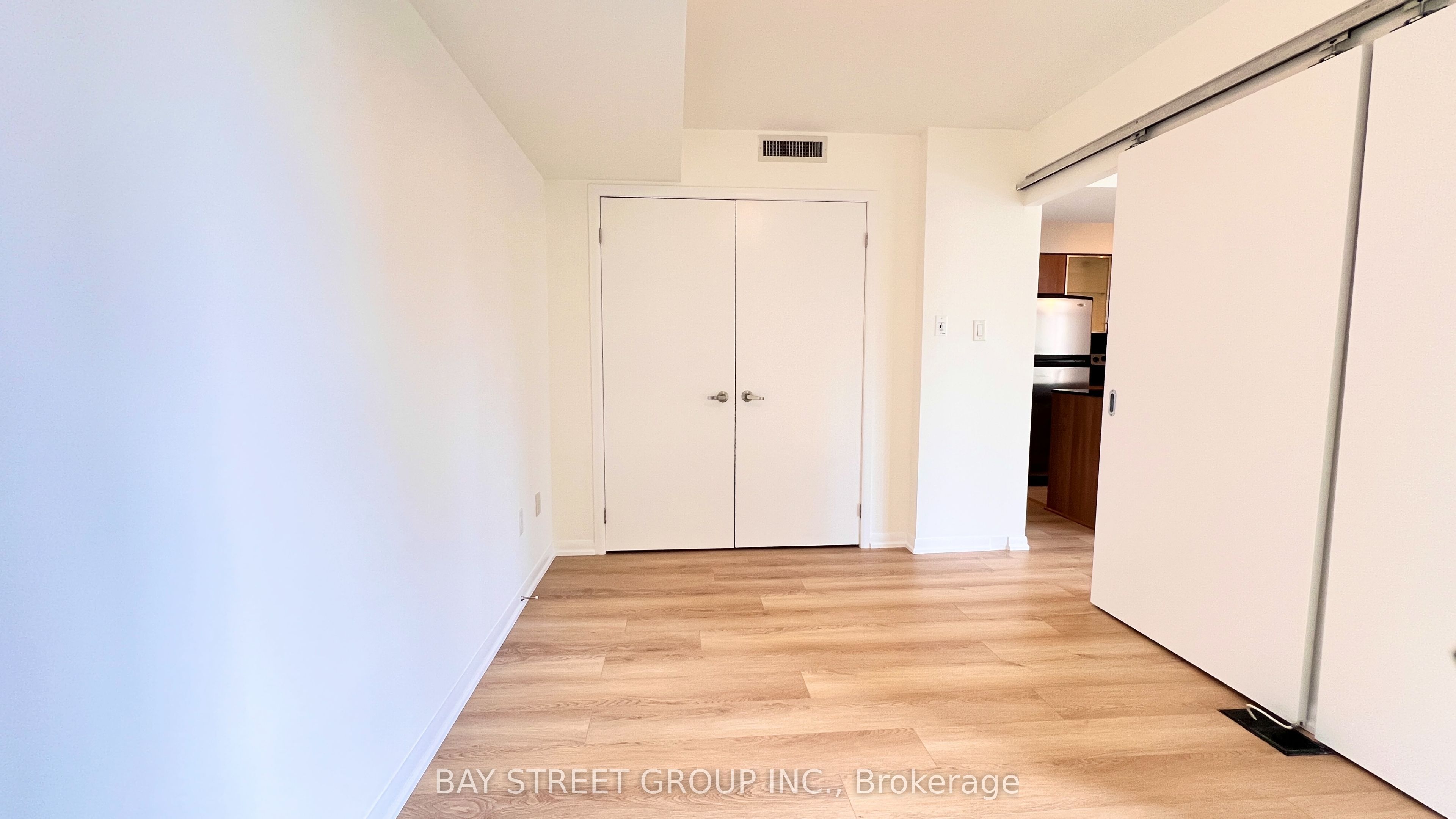 #508 - 38 Grenville Street Property Photo 14