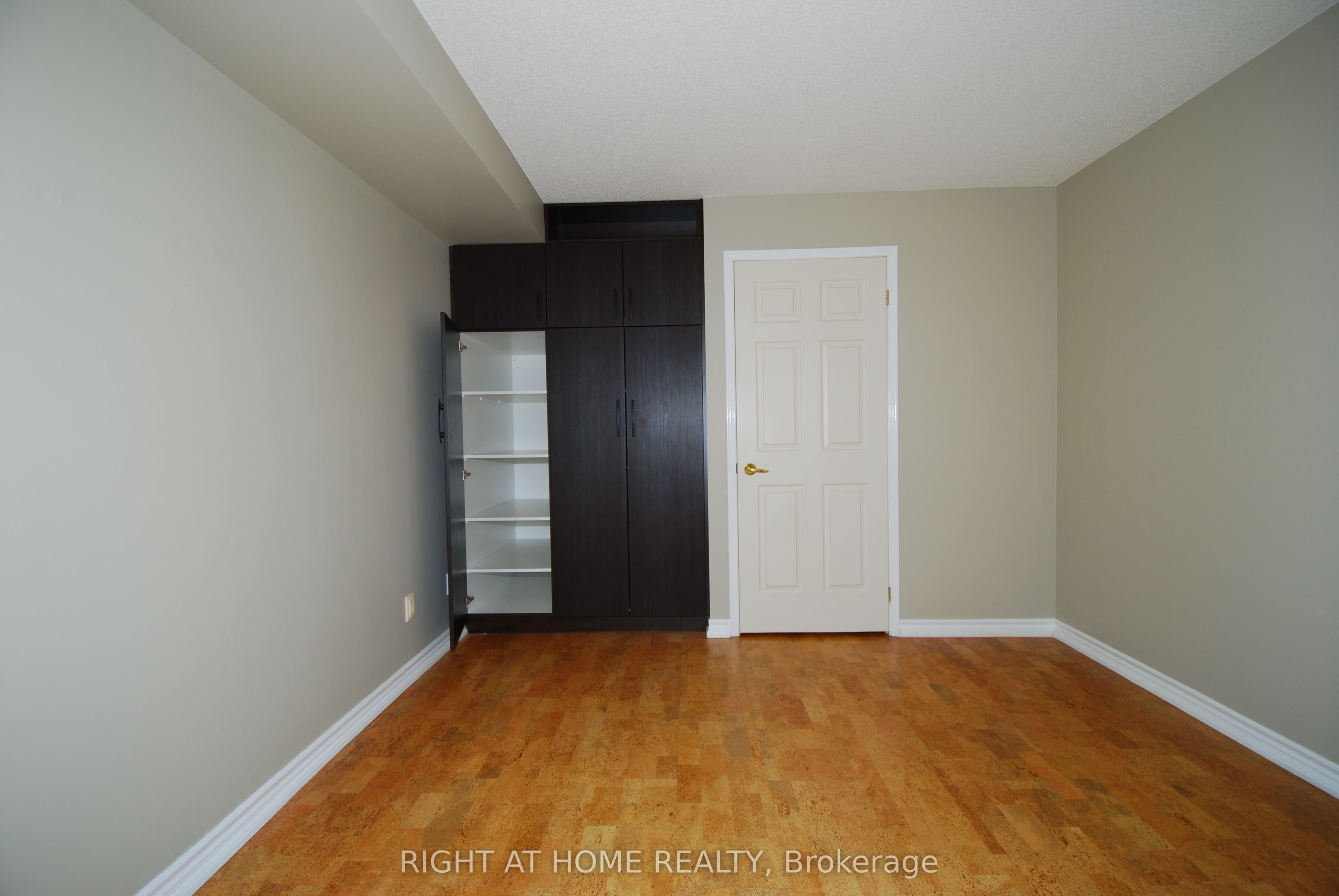 18 Concorde Place 601 Property Photo 23