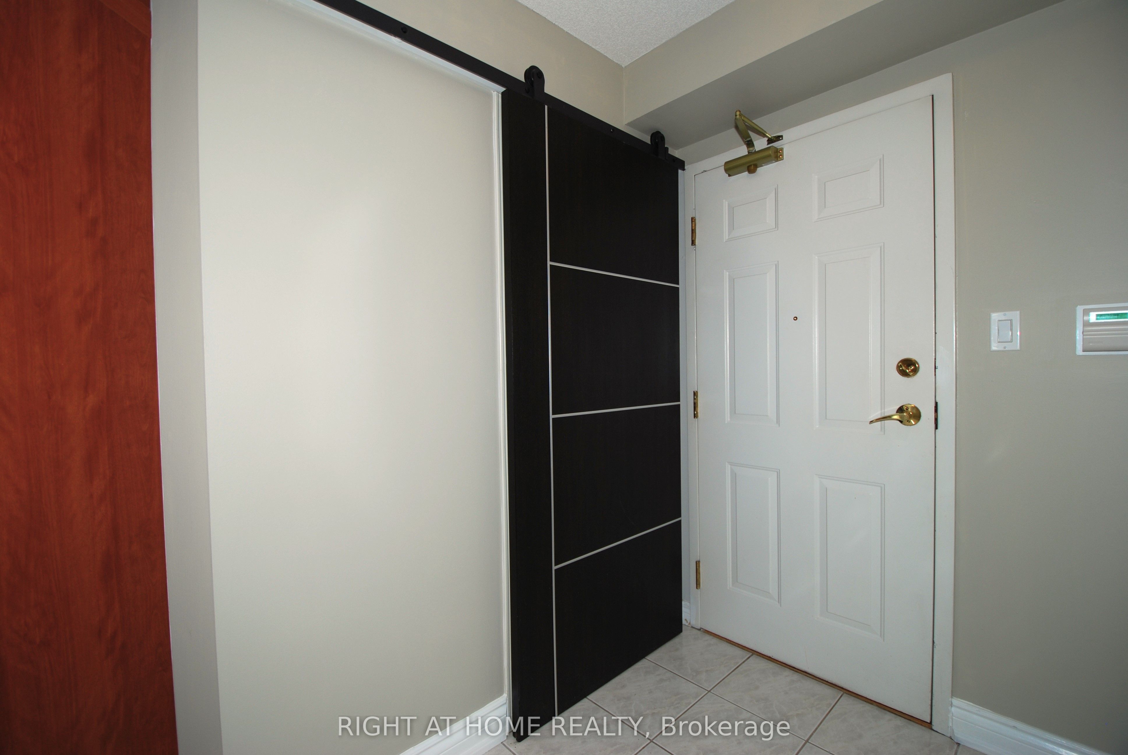 18 Concorde Place 601 Property Photo 25