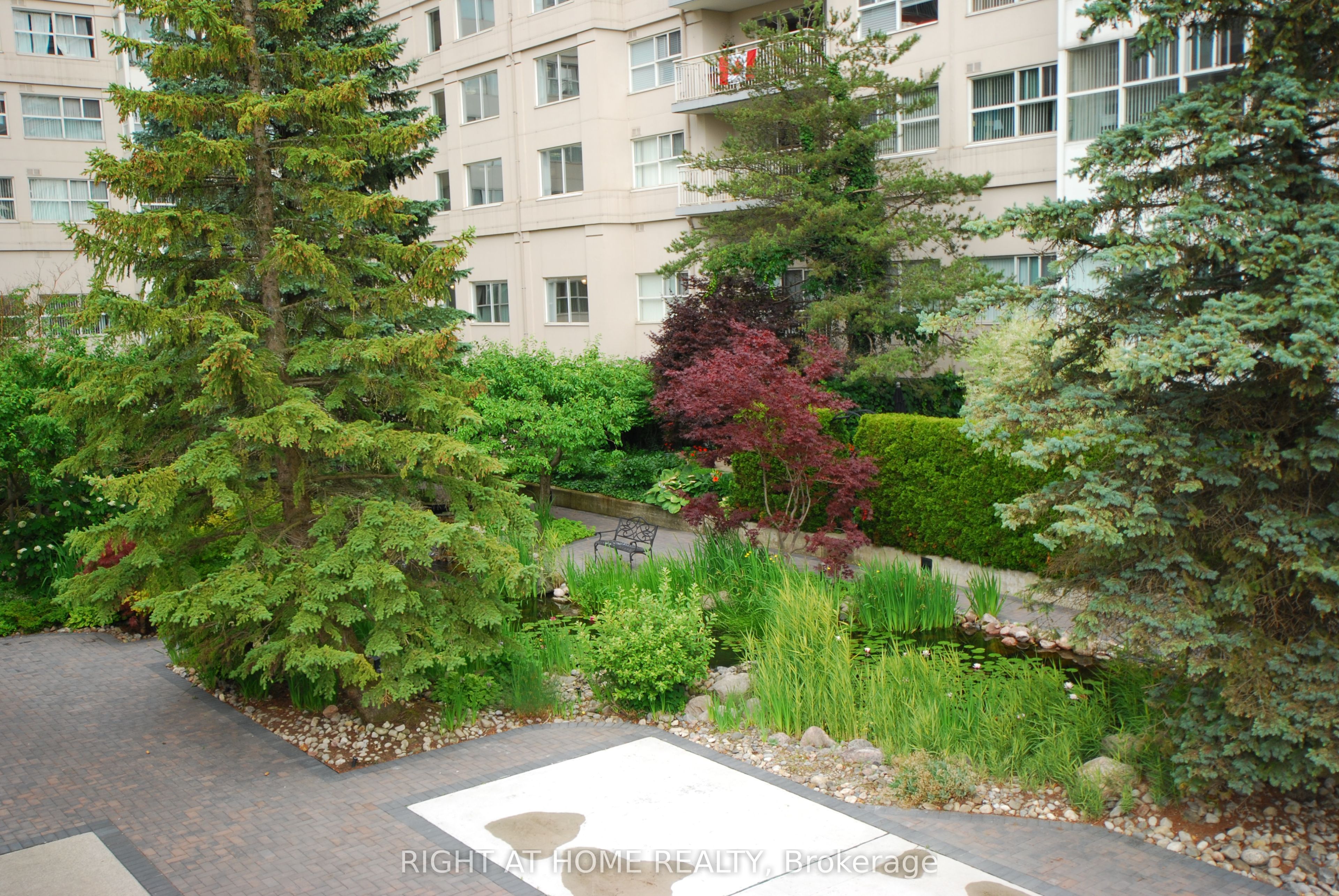 18 Concorde Place 601 Property Photo 34