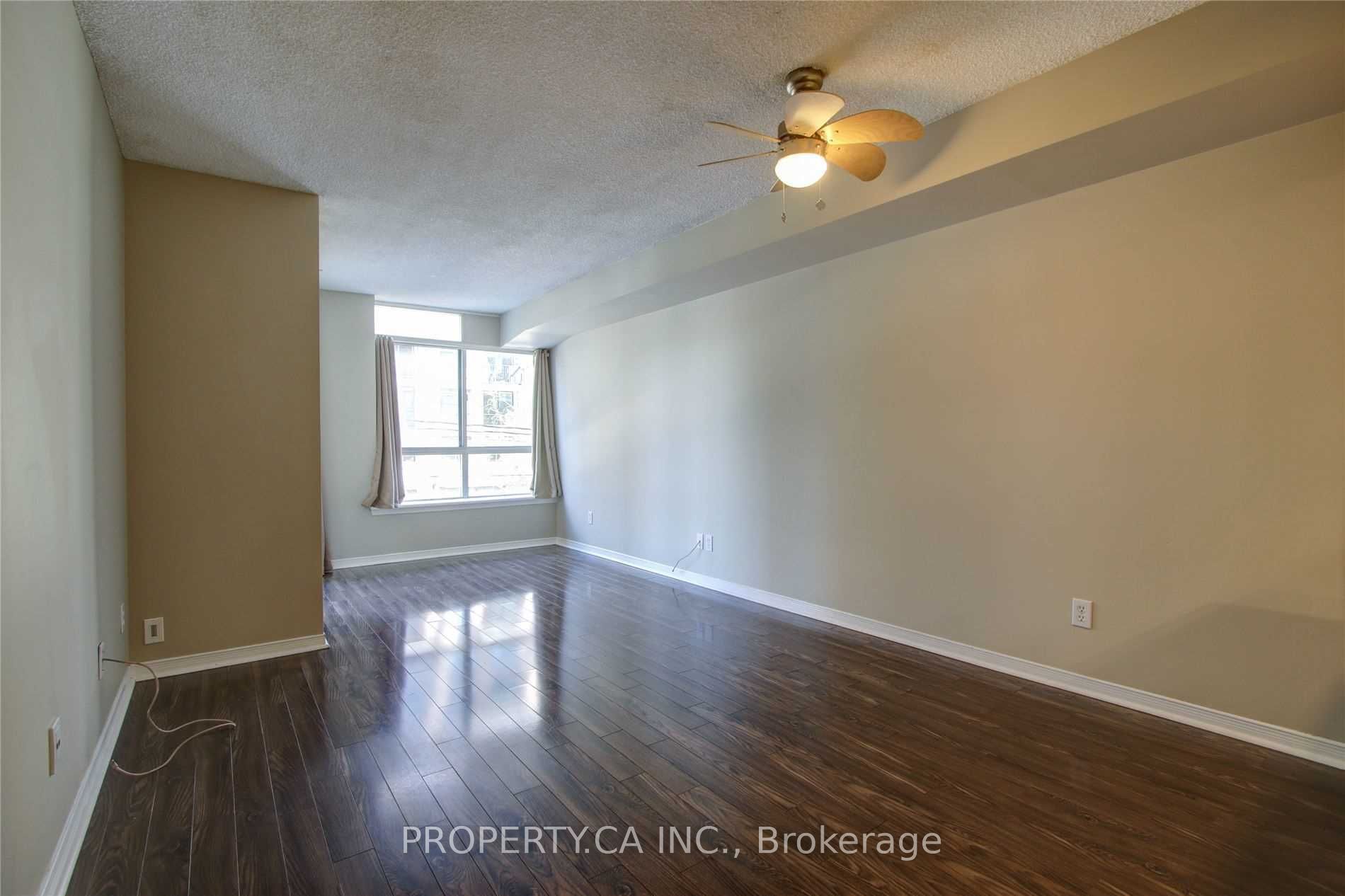 801 King Street W 217 Property Photo 9