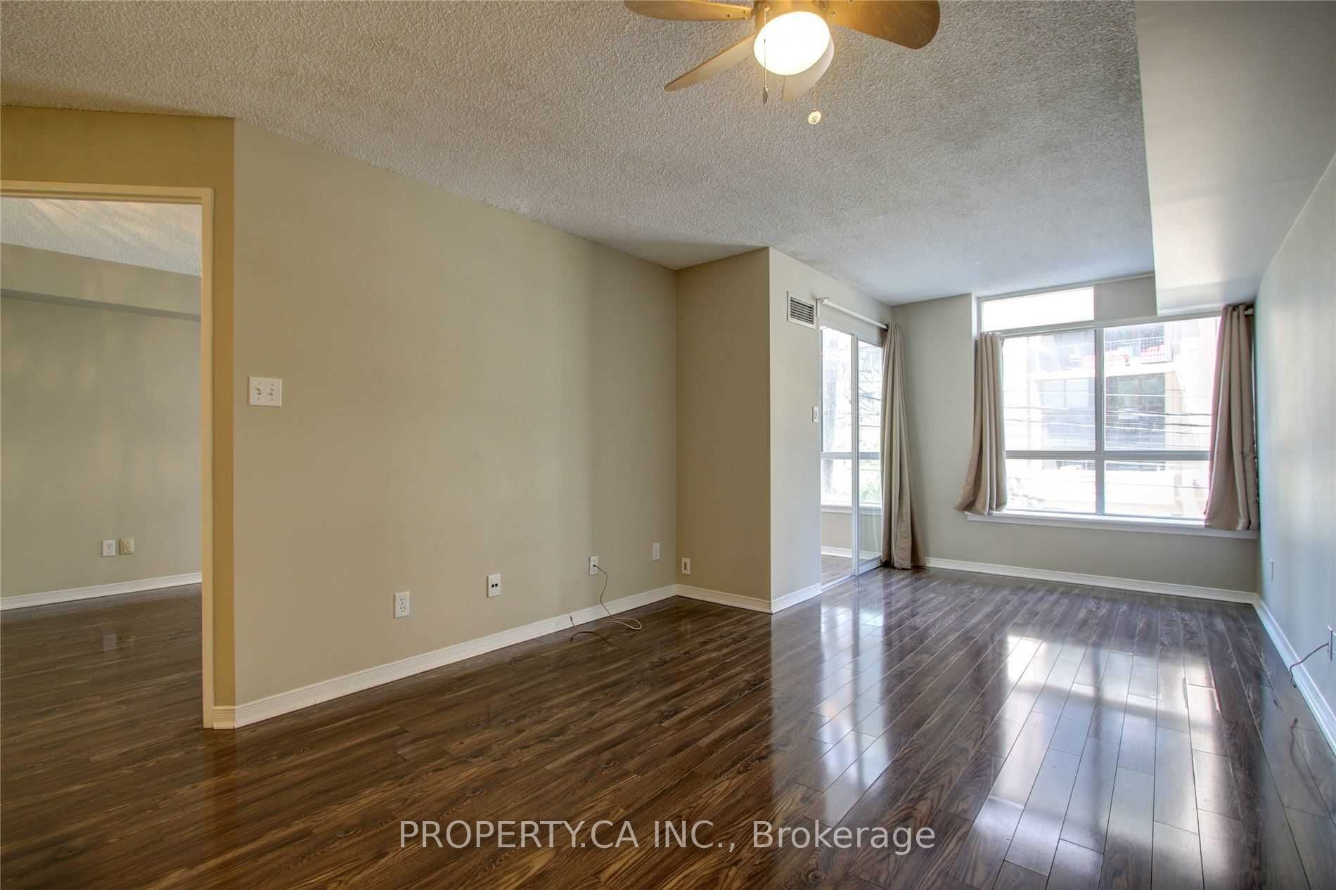 801 King Street W 217 Property Photo 10