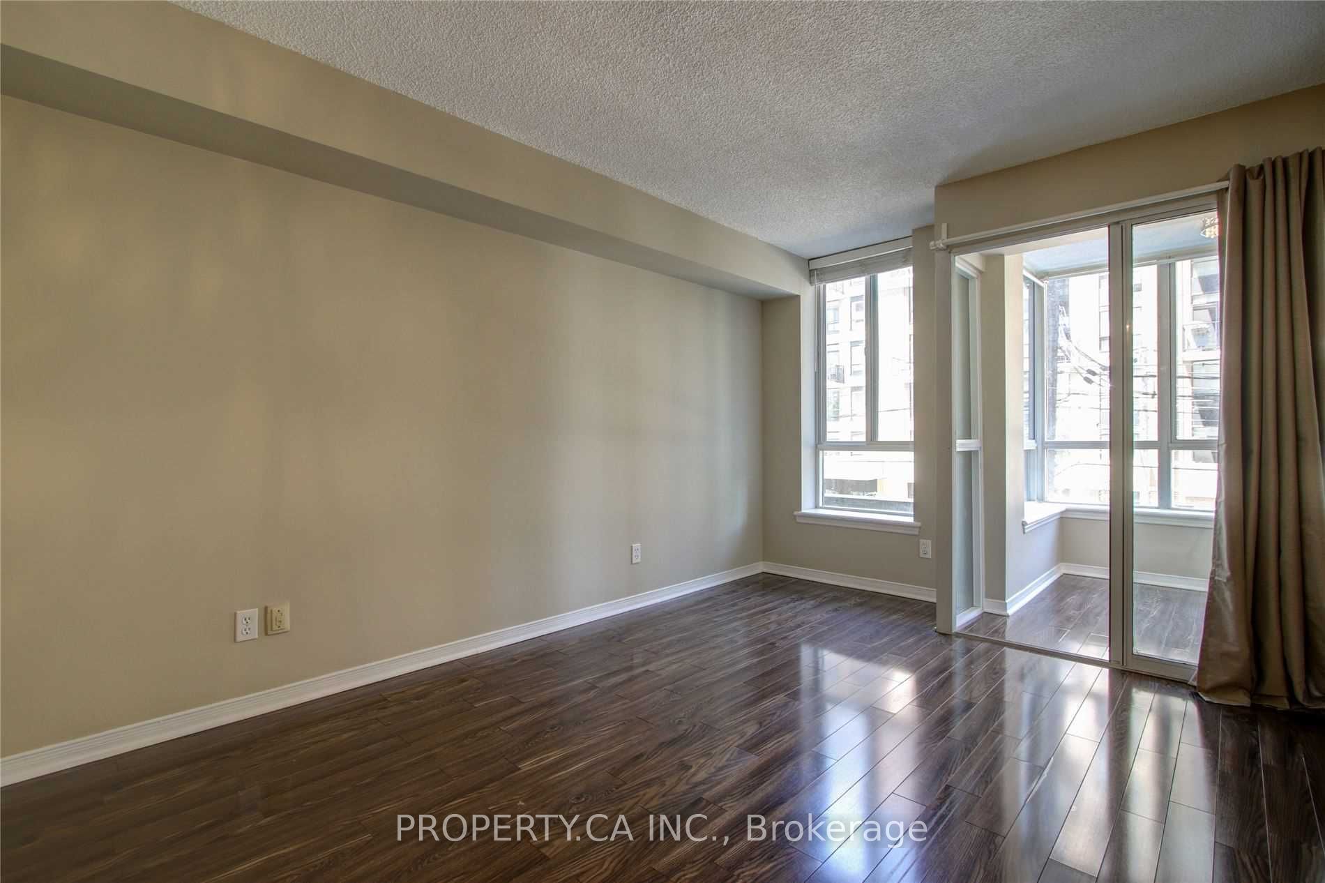 801 King Street W 217 Property Photo 13