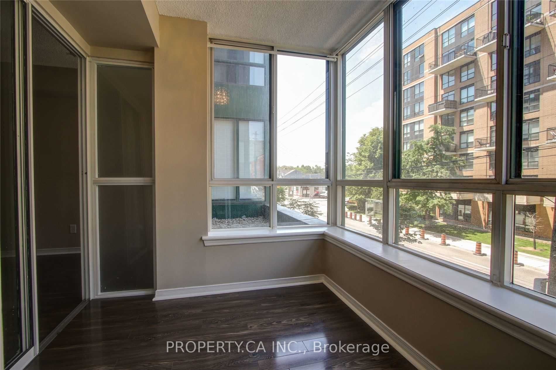 801 King Street W 217 Property Photo 16