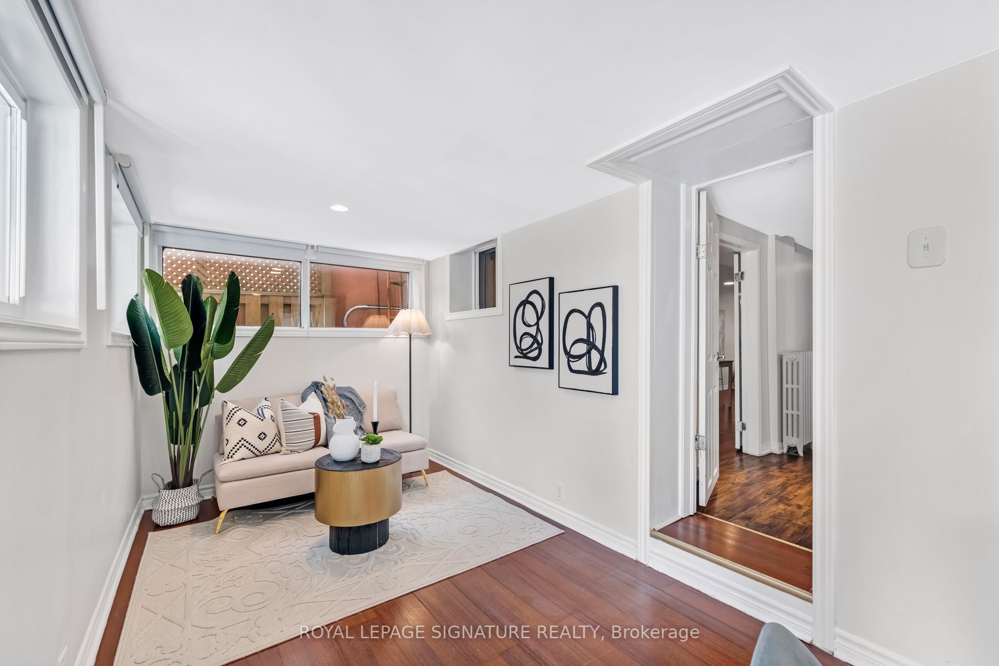 494 Northcliffe Boulevard Property Photo 35