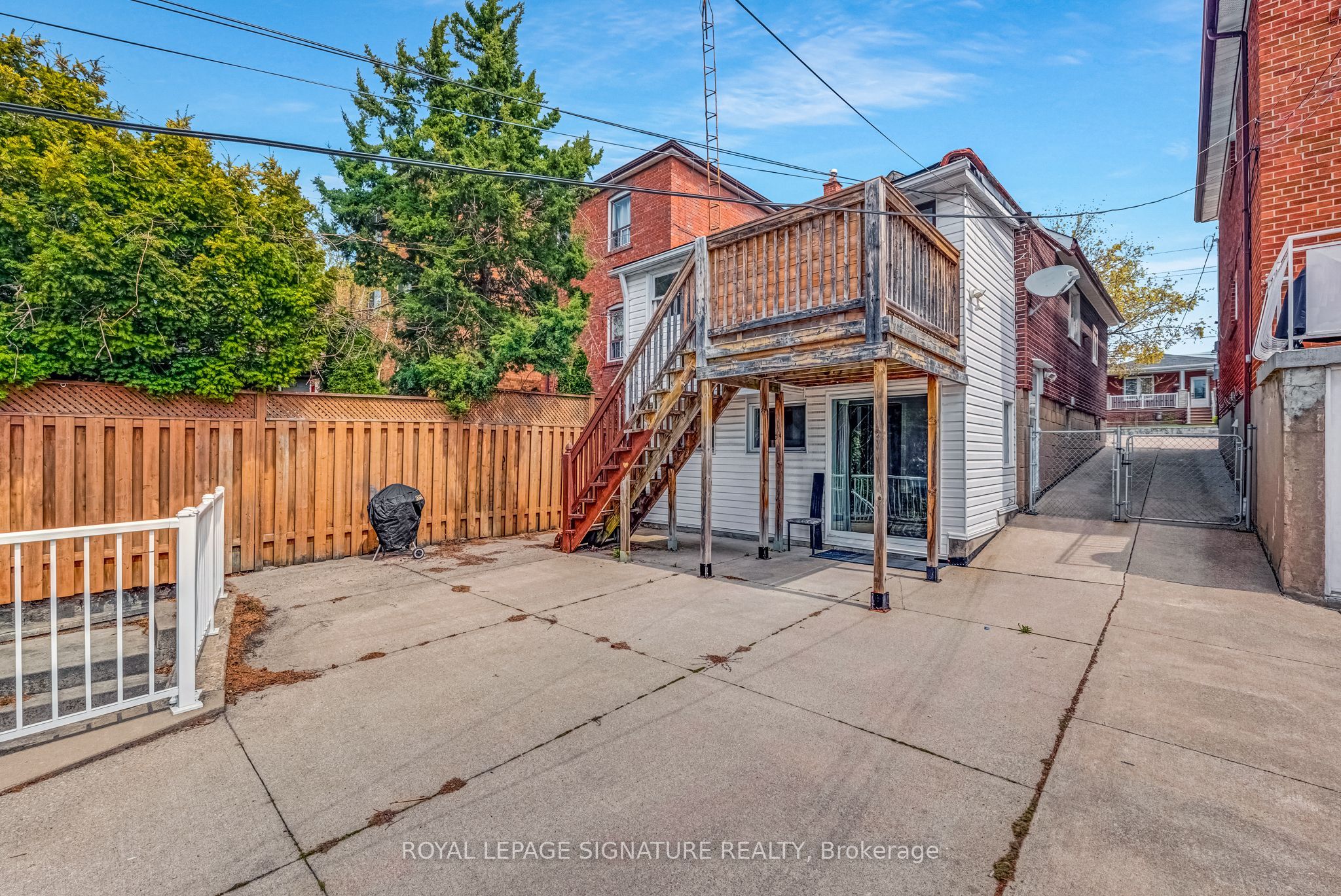 494 Northcliffe Boulevard Property Photo 38