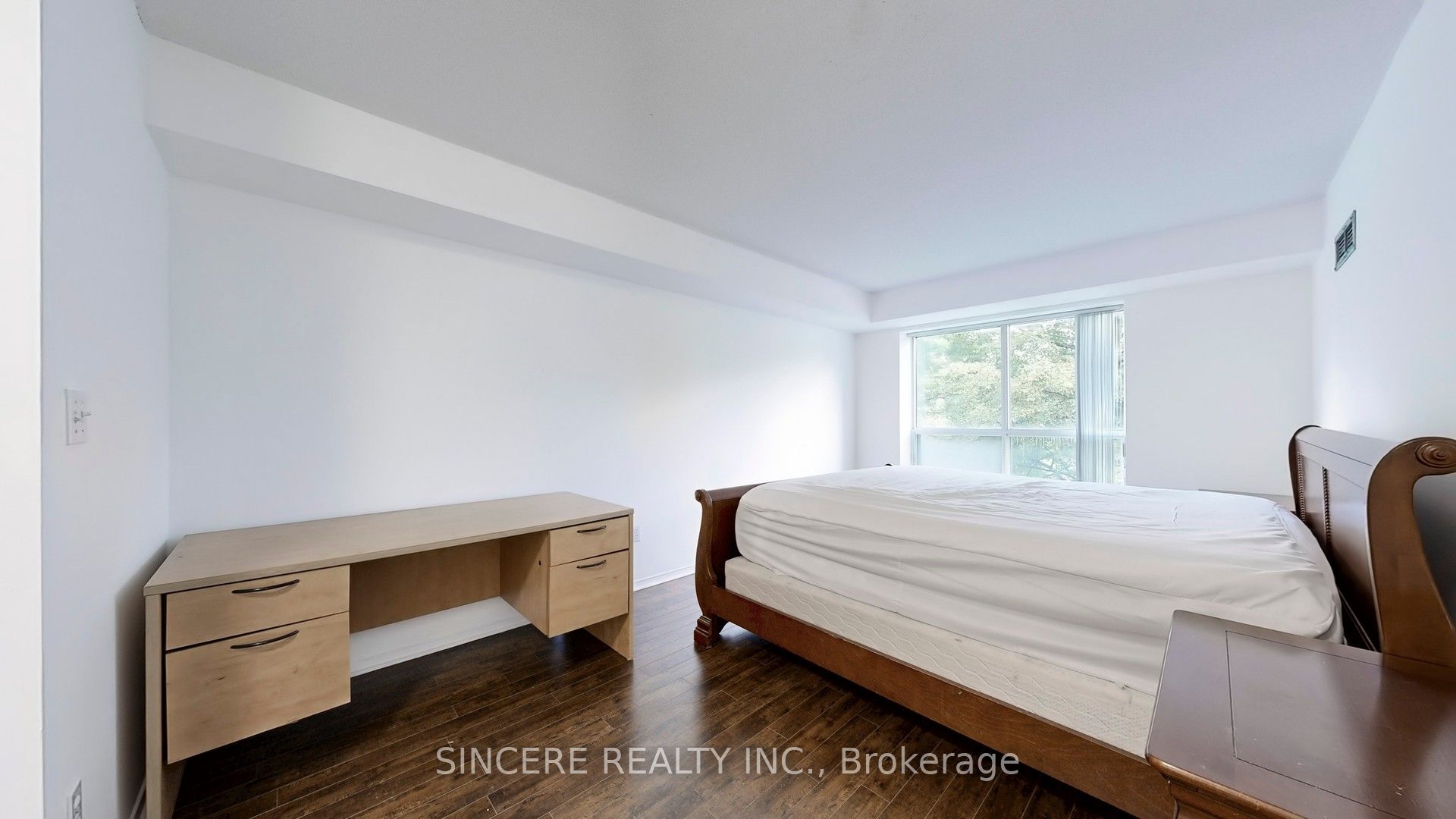 39 Pemberton Avenue 310 Property Photo 7