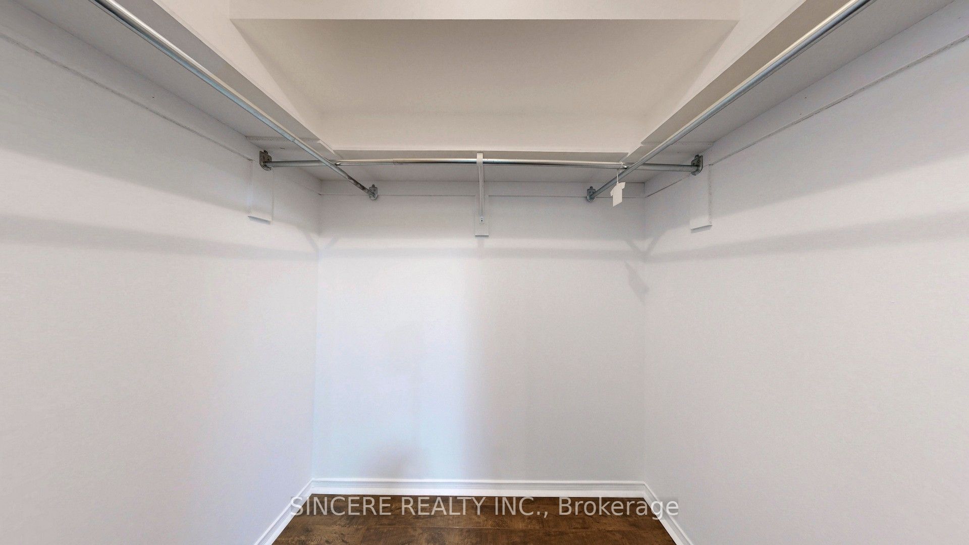 39 Pemberton Avenue 310 Property Photo 9