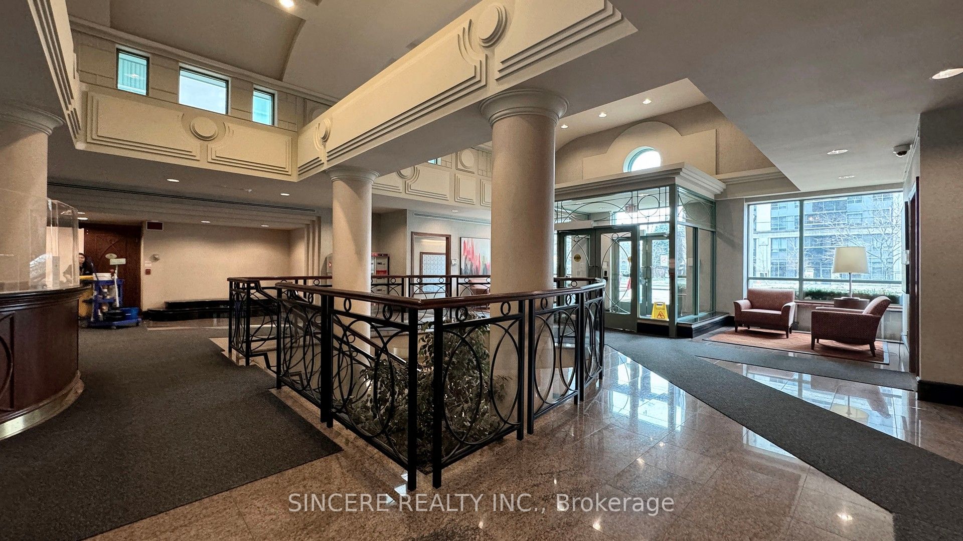 39 Pemberton Avenue 310 Property Photo 28