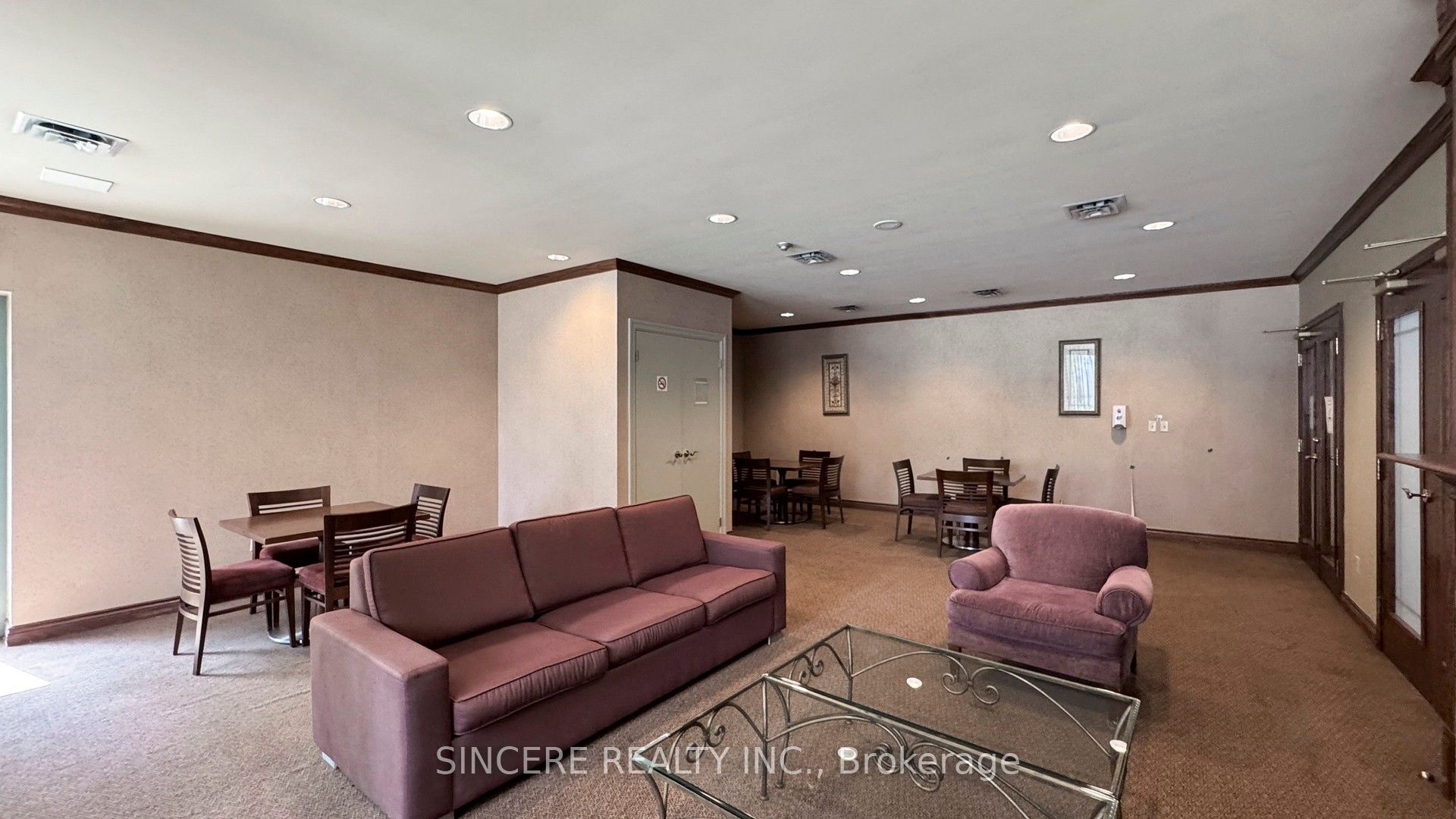 39 Pemberton Avenue 310 Property Photo 37