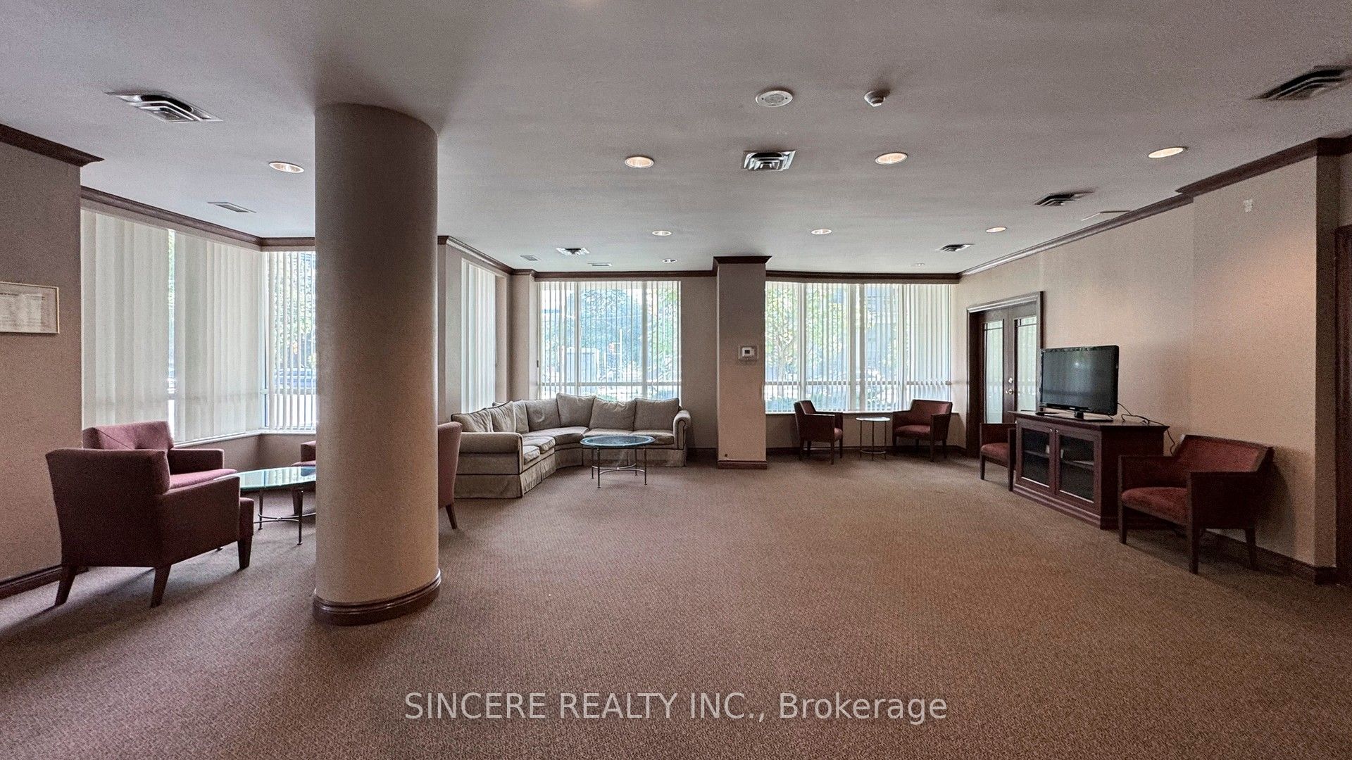 39 Pemberton Avenue 310 Property Photo 38