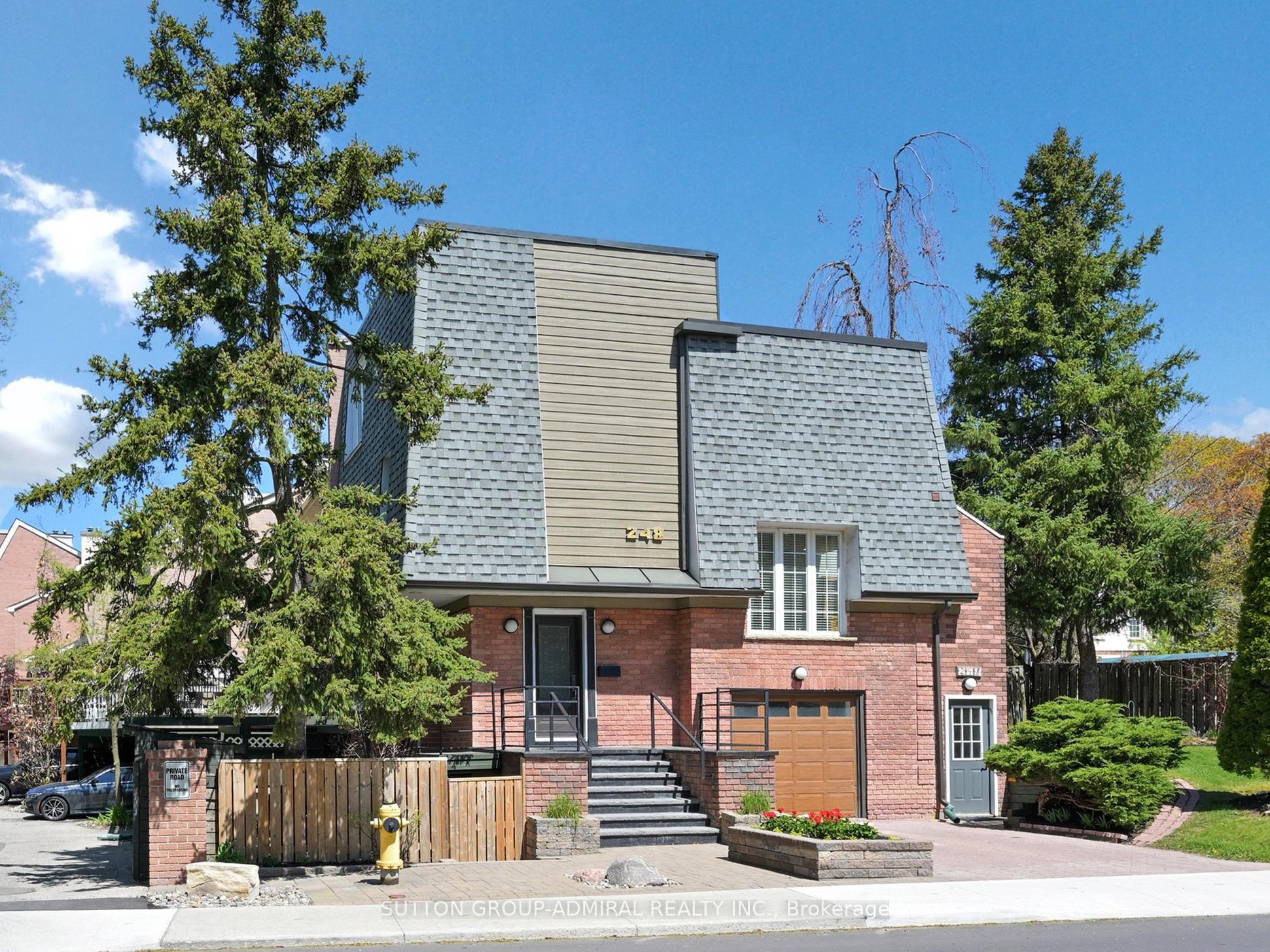 248 Glengrove Avenue W Property Photo 1