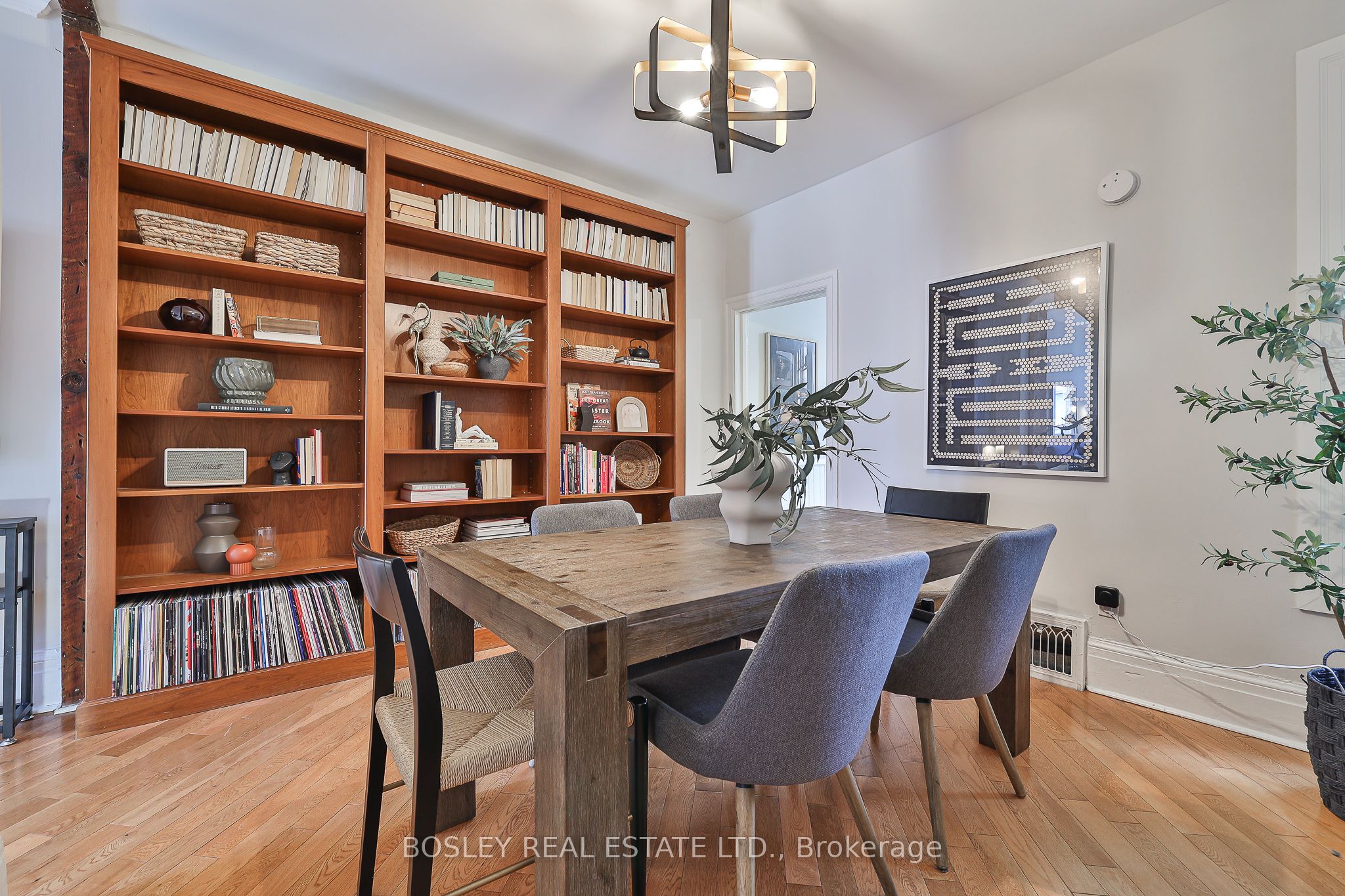 137 Wolseley Street Property Photo 11