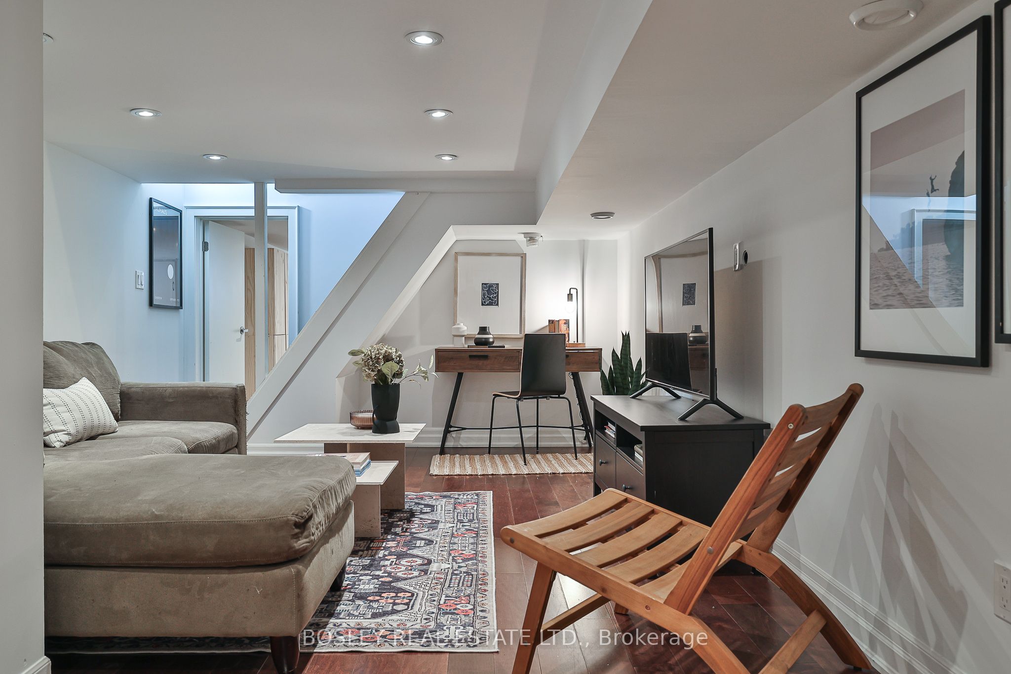 137 Wolseley Street Property Photo 25