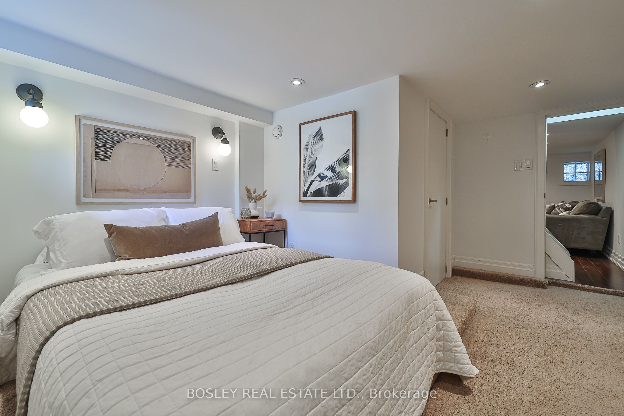 137 Wolseley Street Property Photo 27