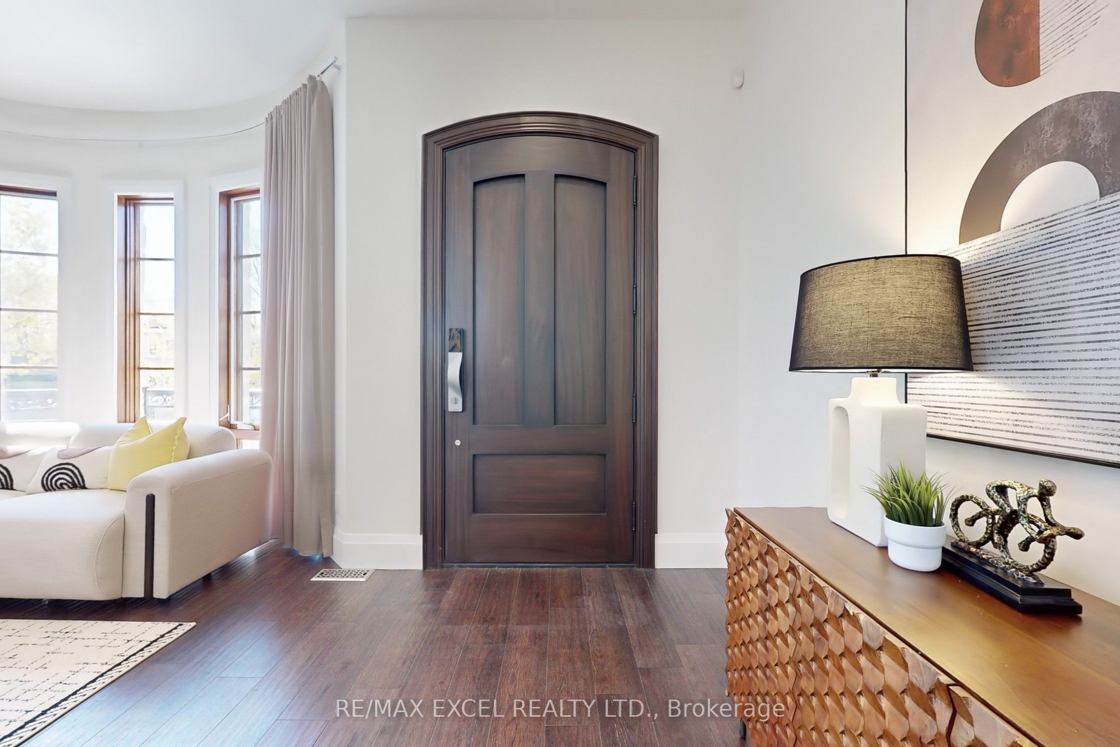 216 Olive Avenue Property Photo 18