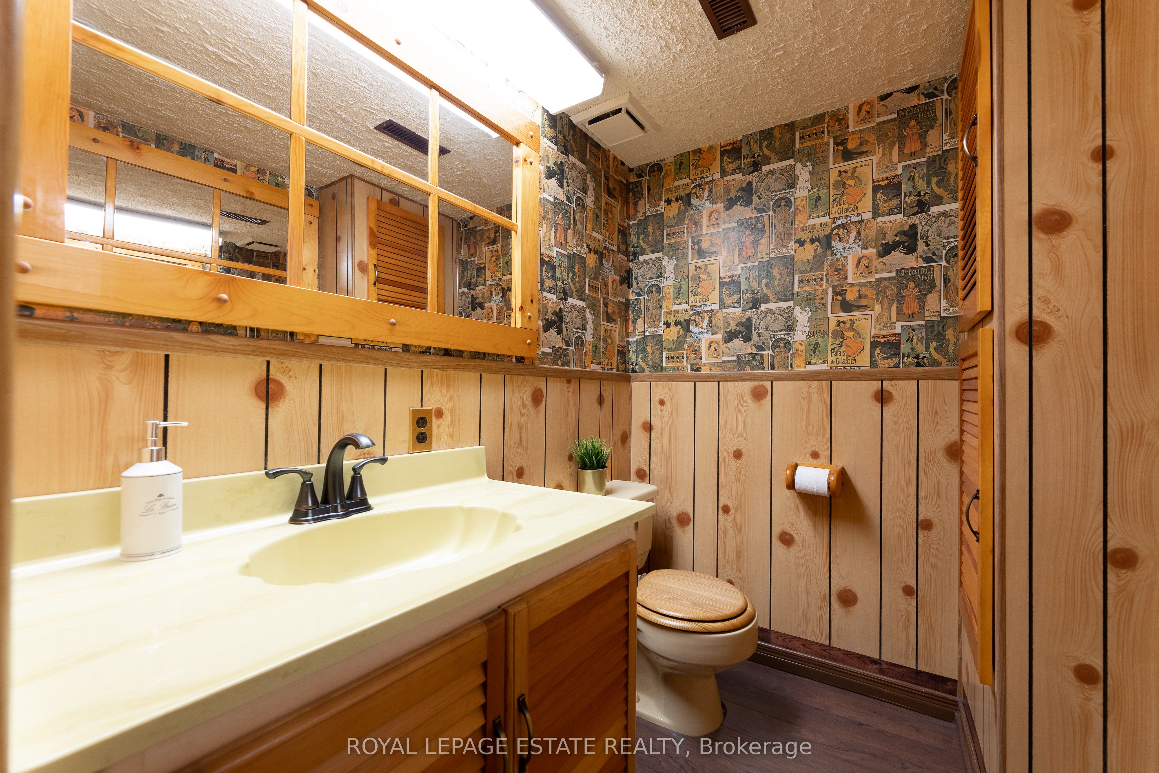 69 Anndale Drive Property Photo 22