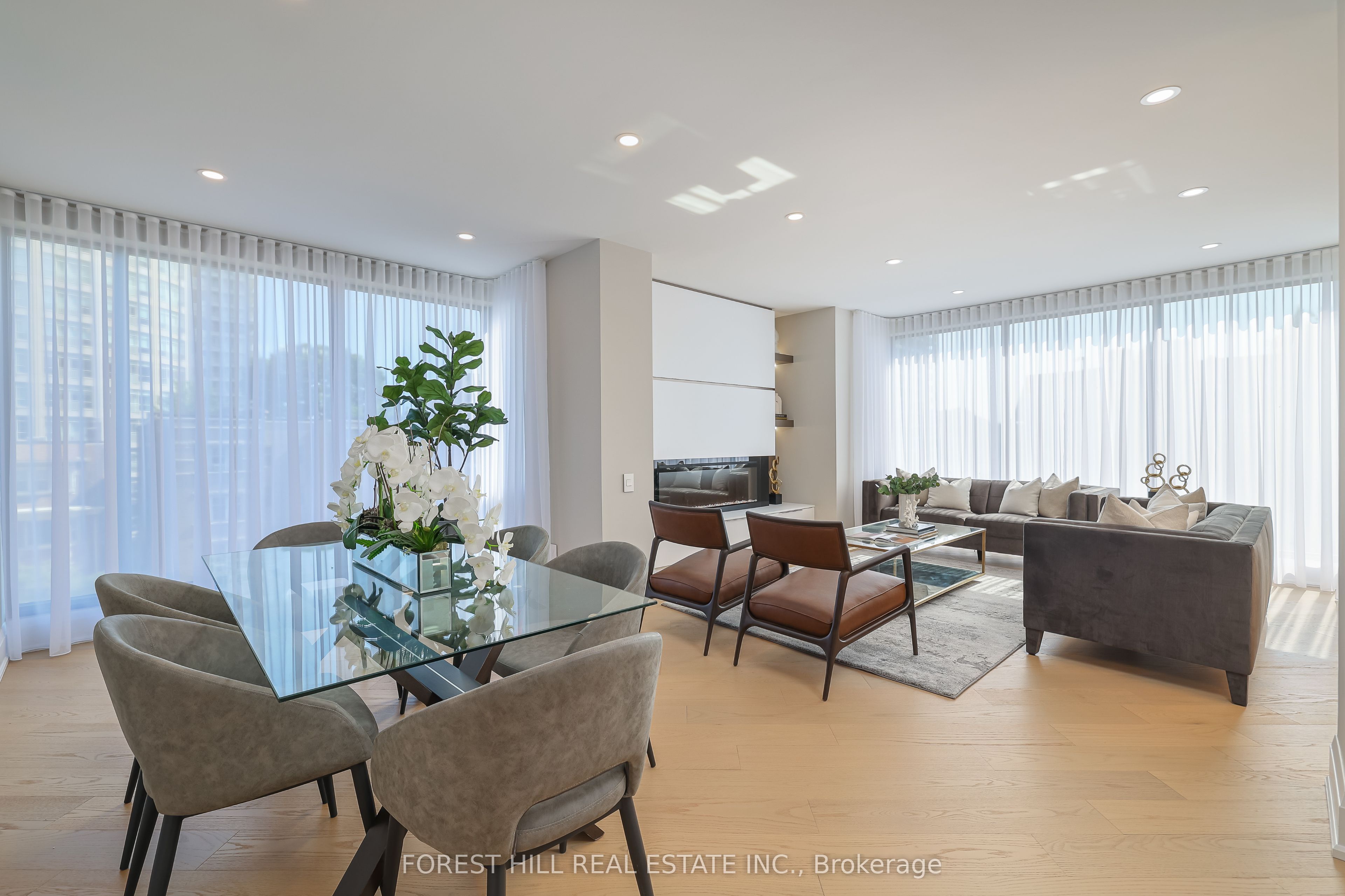 342 Spadina Road 301 Property Photo 1