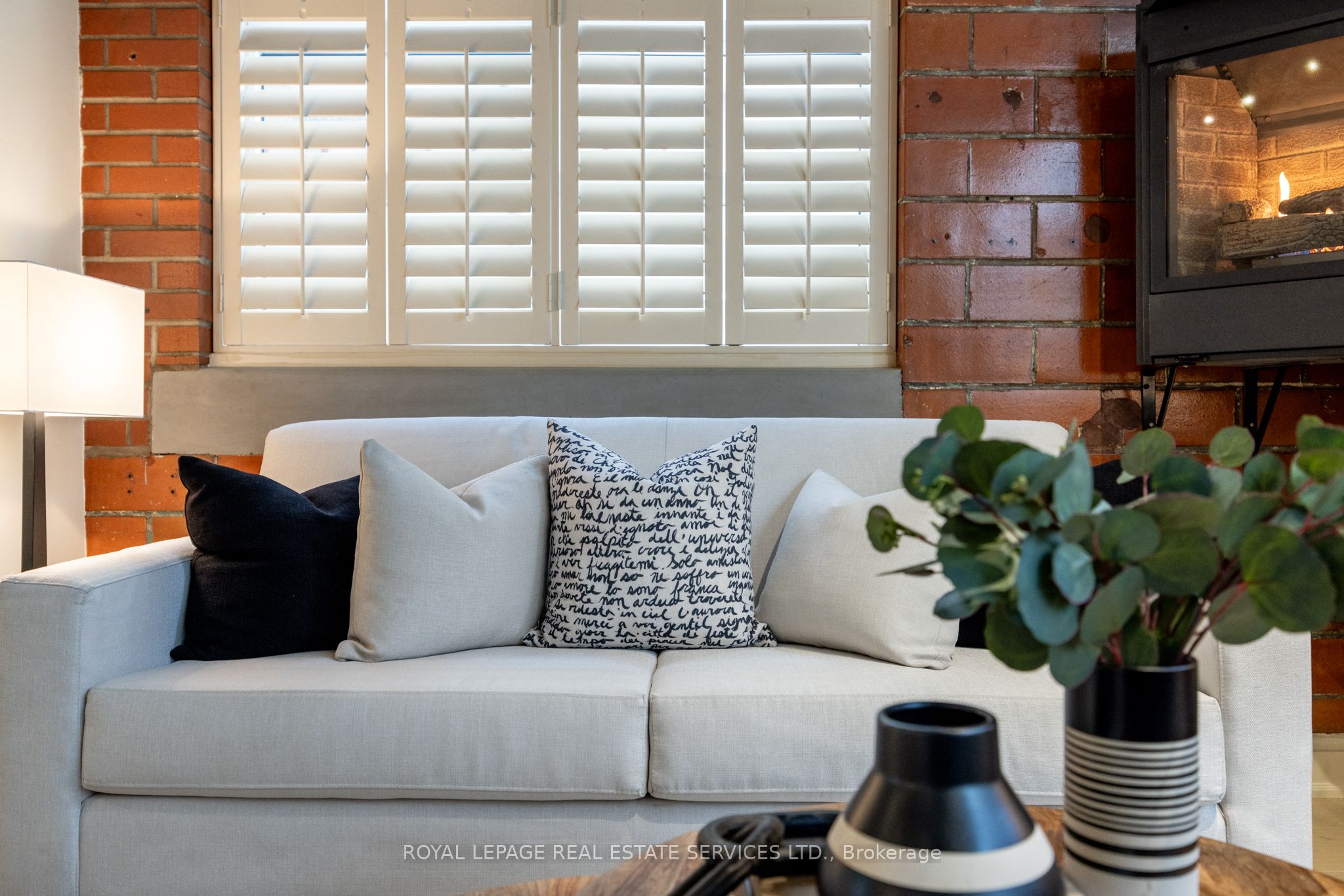 10 Wellesley Place 101 Property Photo 25