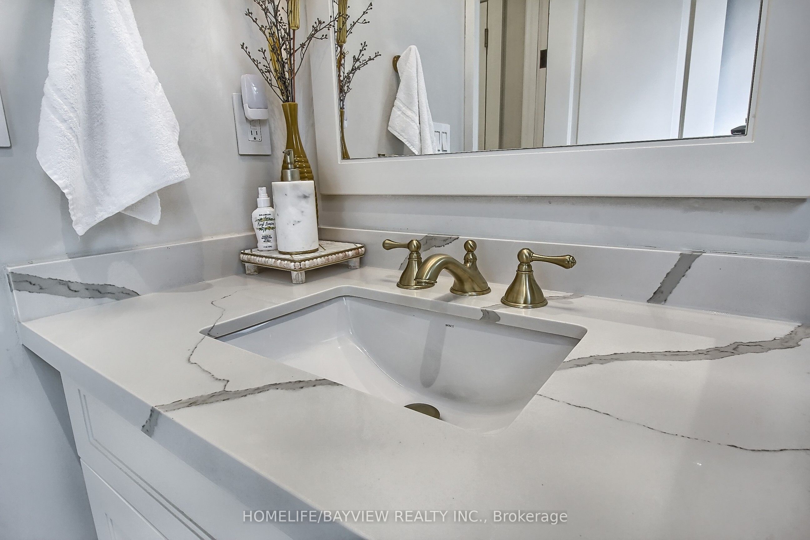 41 Transwell Avenue Property Photo 15