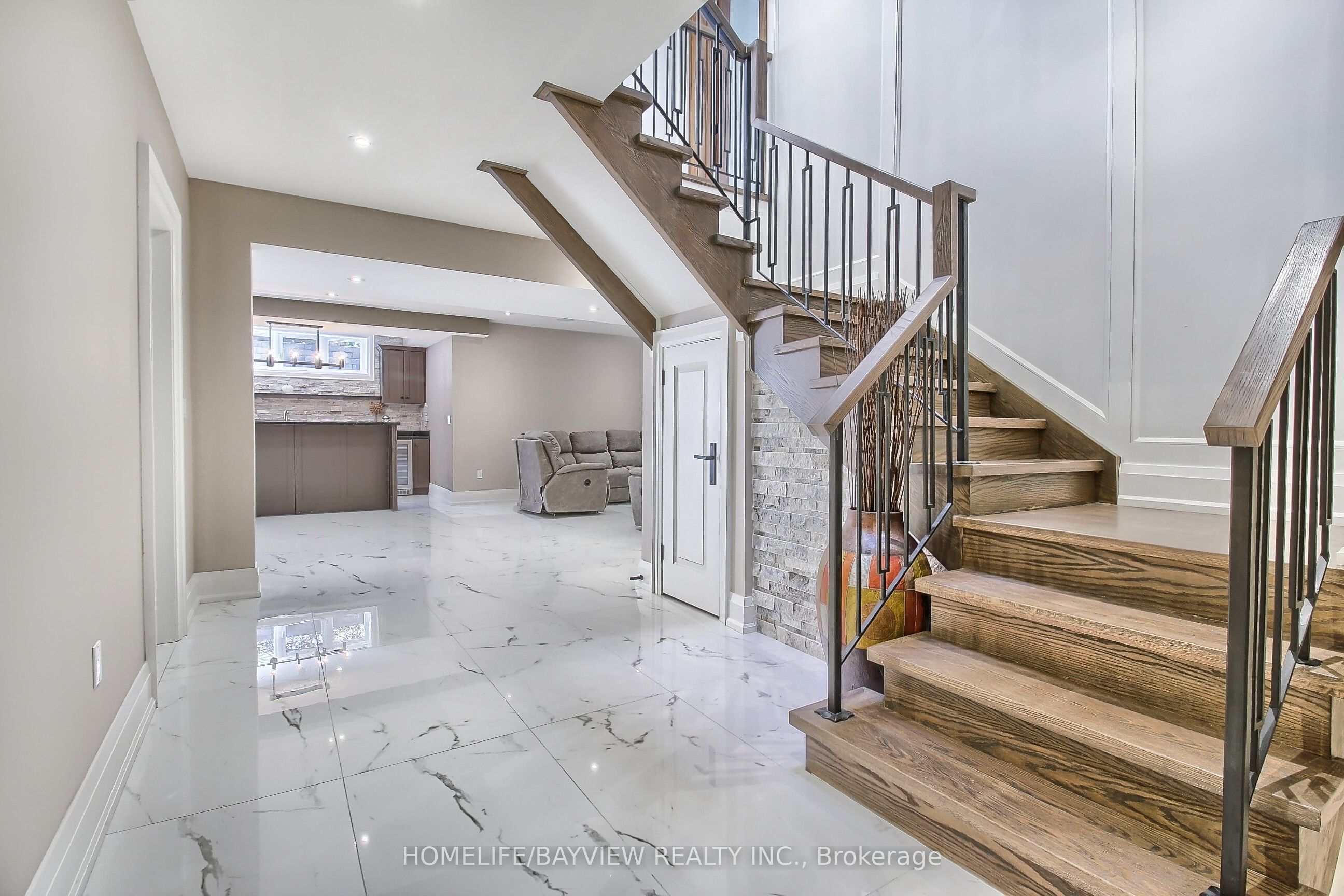 41 Transwell Avenue Property Photo 28