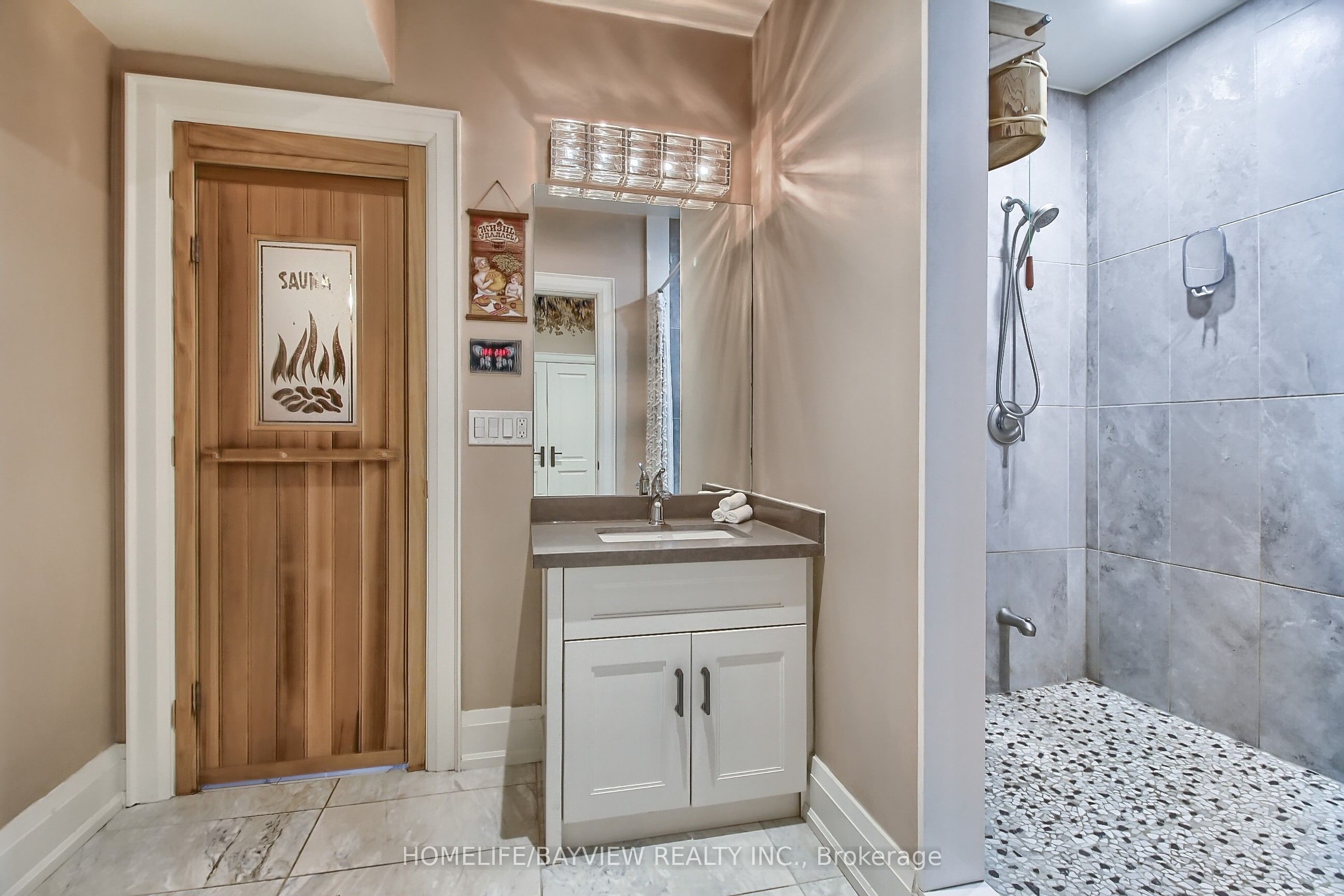 41 Transwell Avenue Property Photo 31