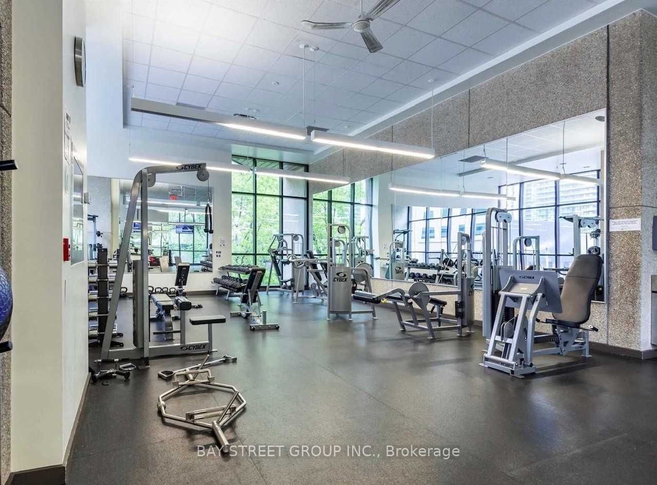#3019 - 33 Harbour Square Property Photo 7