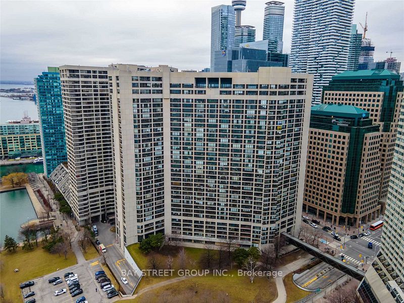 #3019 - 33 Harbour Square Property Photo 14