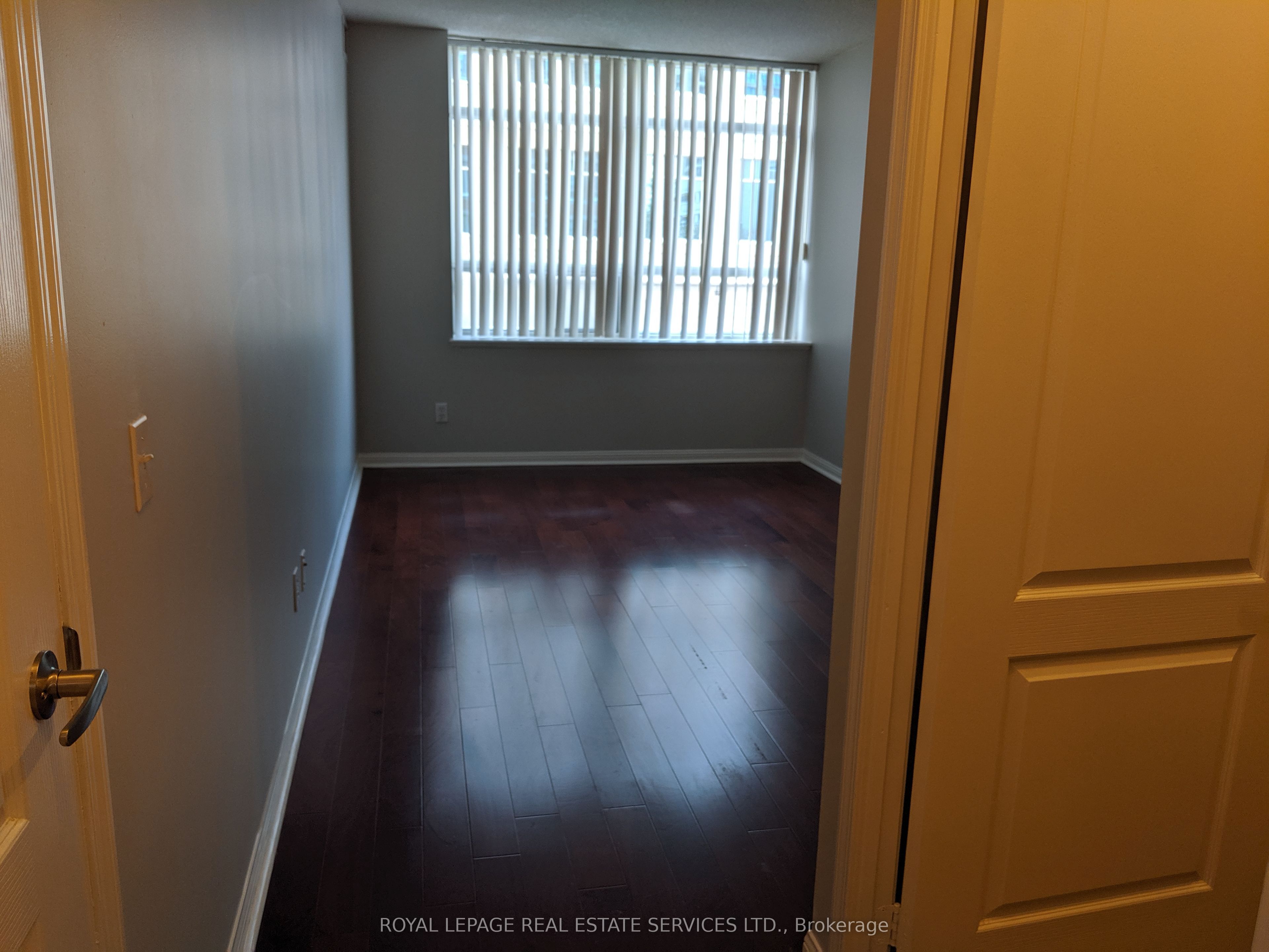 #509 - 5 Rosehill Avenue Property Photo 6
