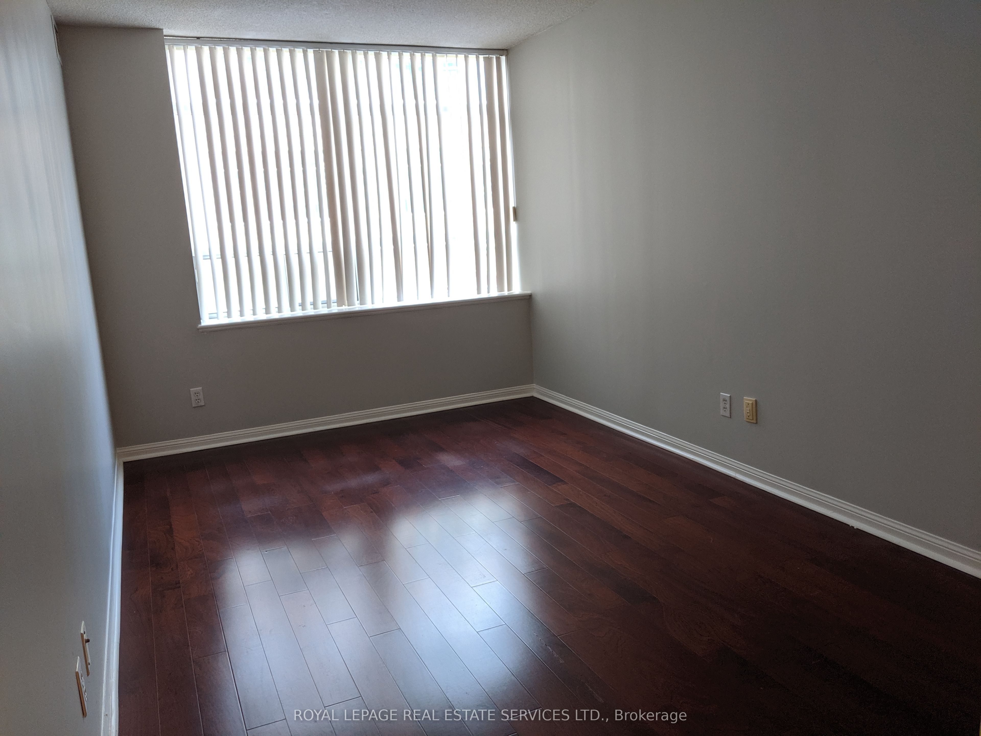 #509 - 5 Rosehill Avenue Property Photo 7