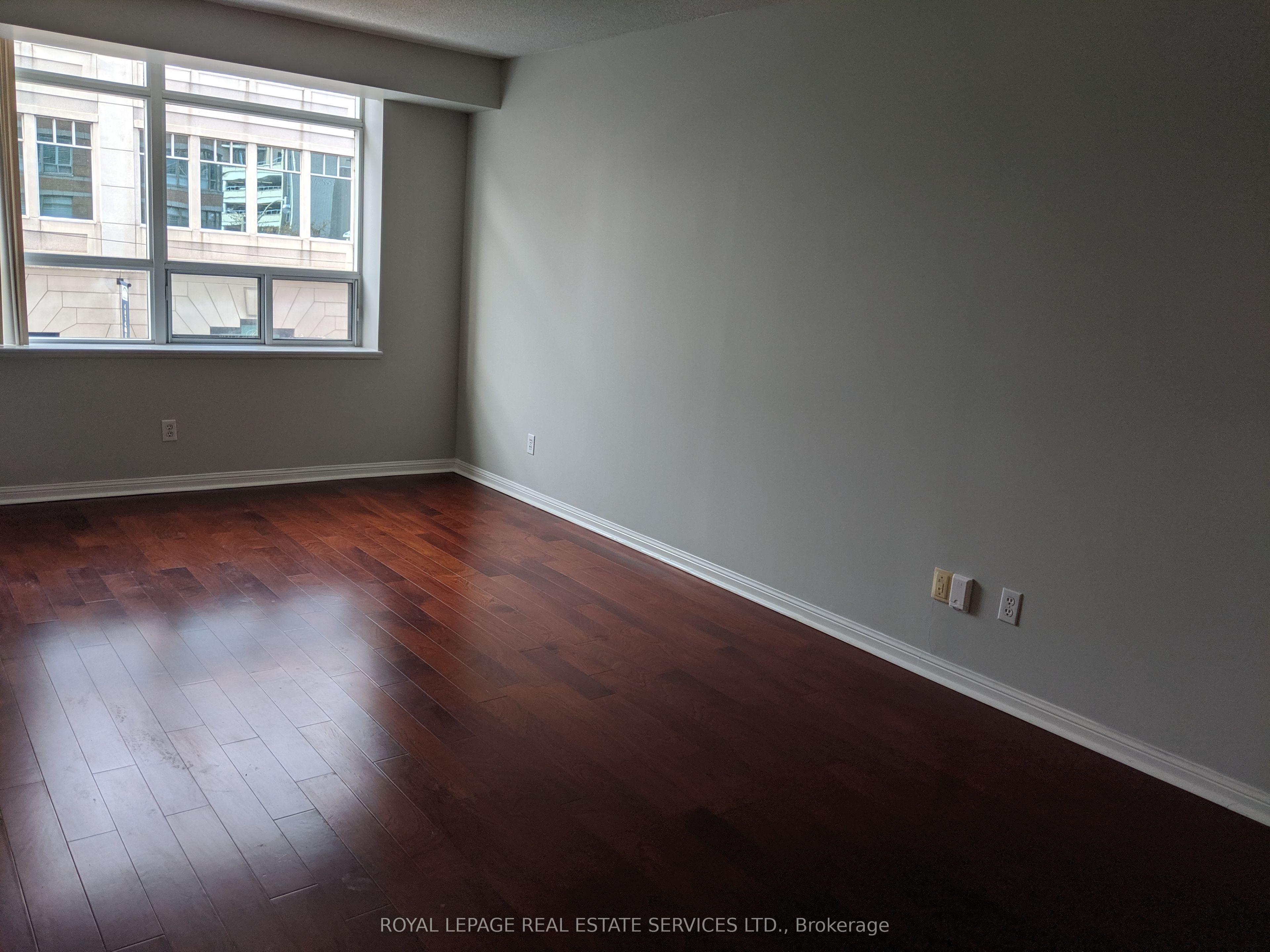 #509 - 5 Rosehill Avenue Property Photo 16
