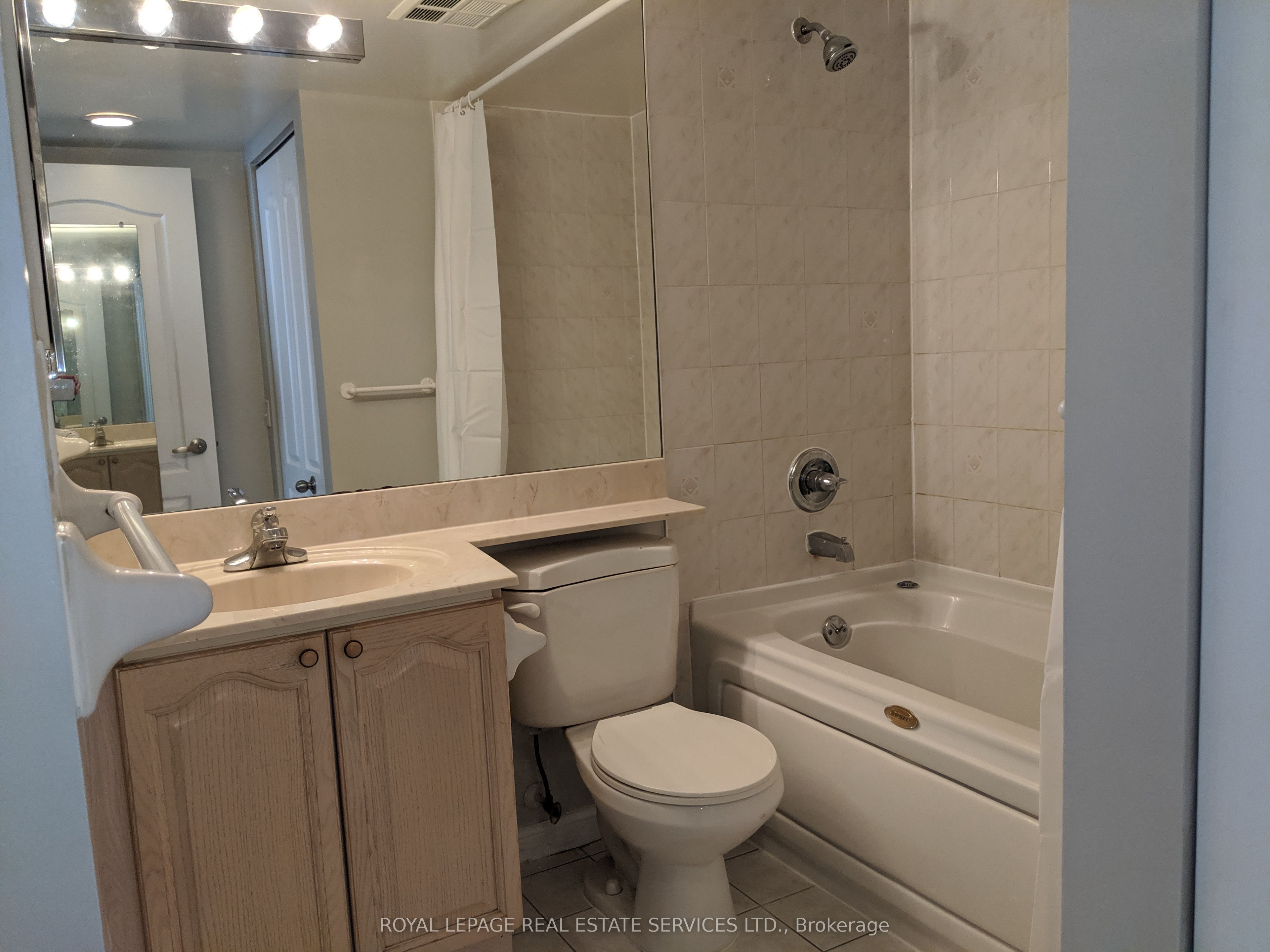 #509 - 5 Rosehill Avenue Property Photo 18