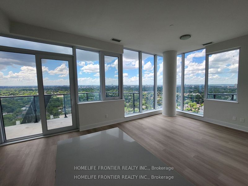 #ph05 - 15 Ellerslie Avenue Property Photo 6