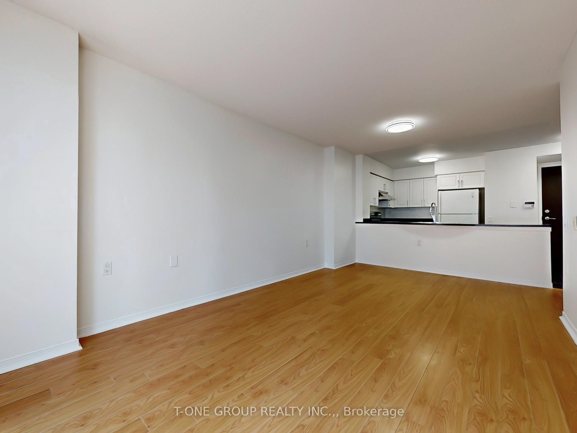 #1607 - 388 Bloor Street Property Photo 10
