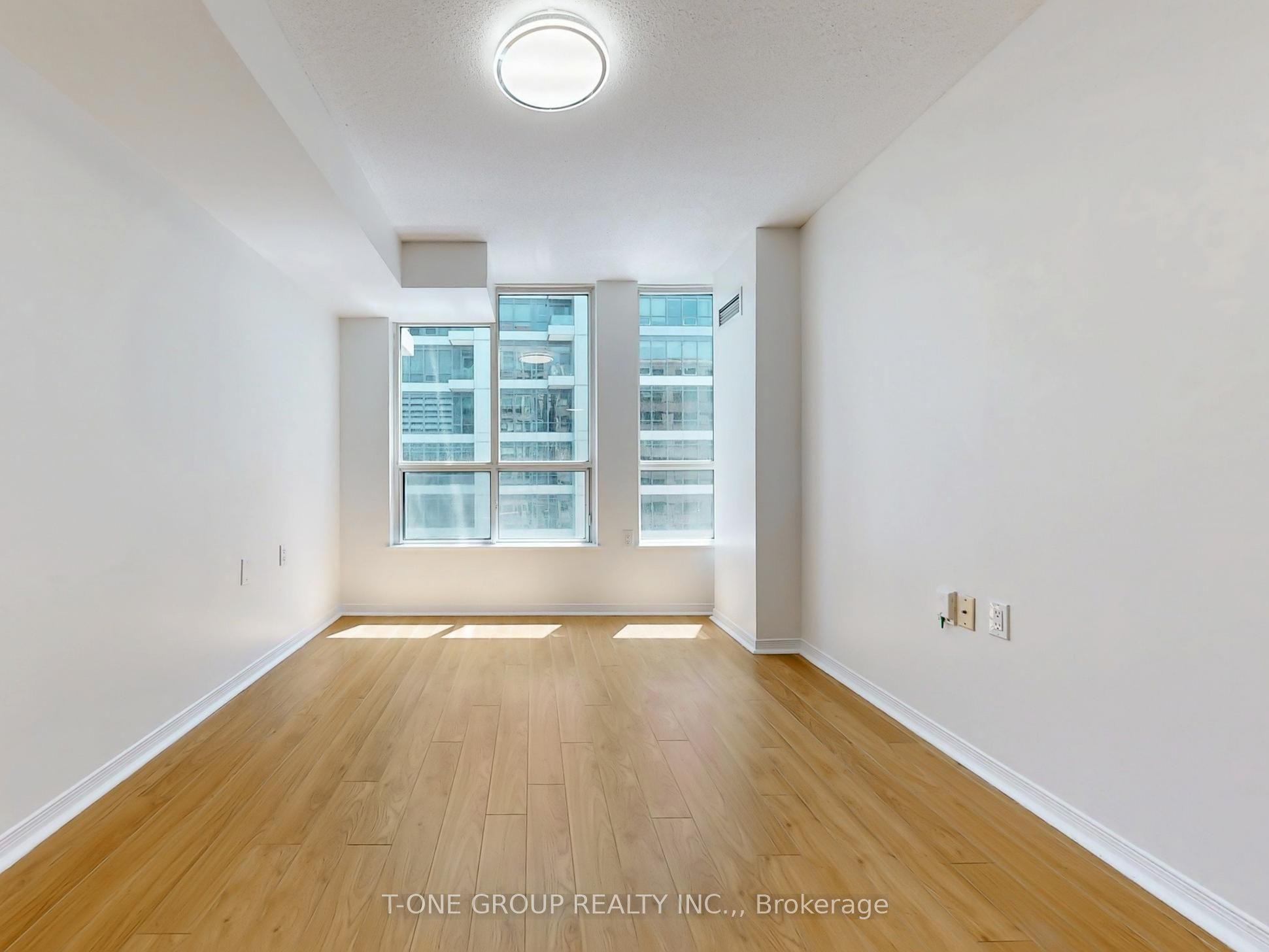 #1607 - 388 Bloor Street Property Photo 17