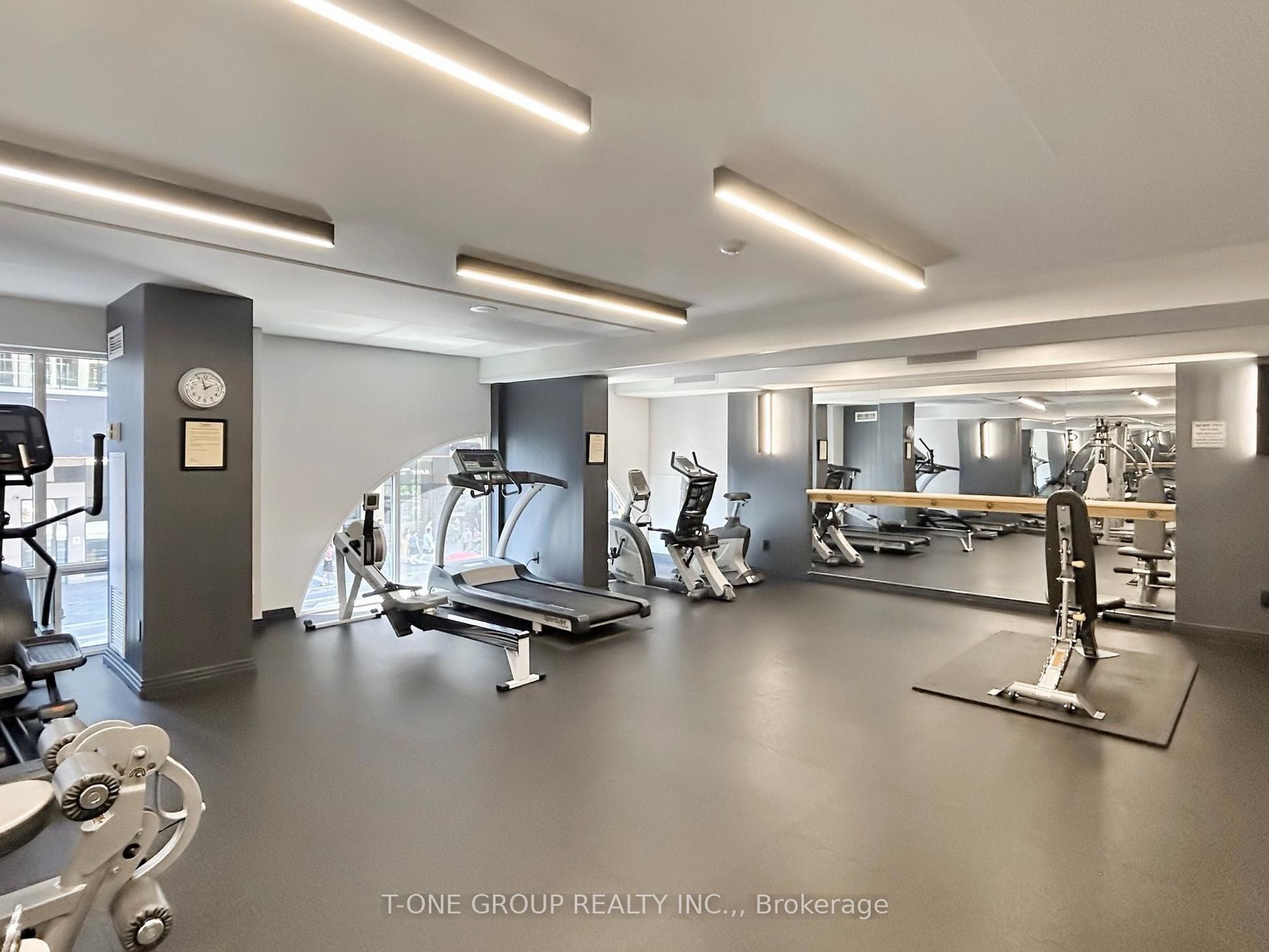 #1607 - 388 Bloor Street Property Photo 27