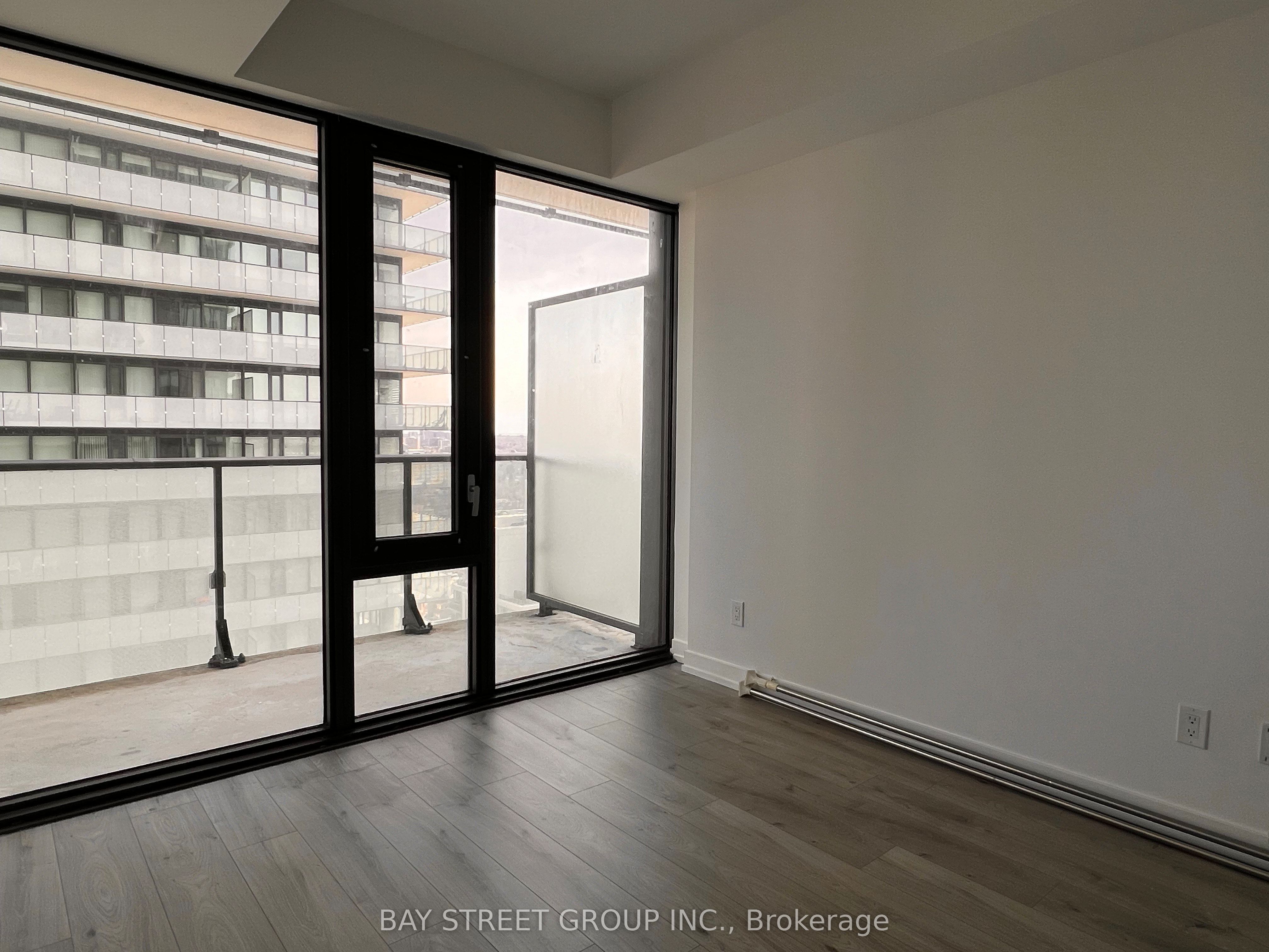#2707 - 161 Roehampton Avenue Property Photo 7