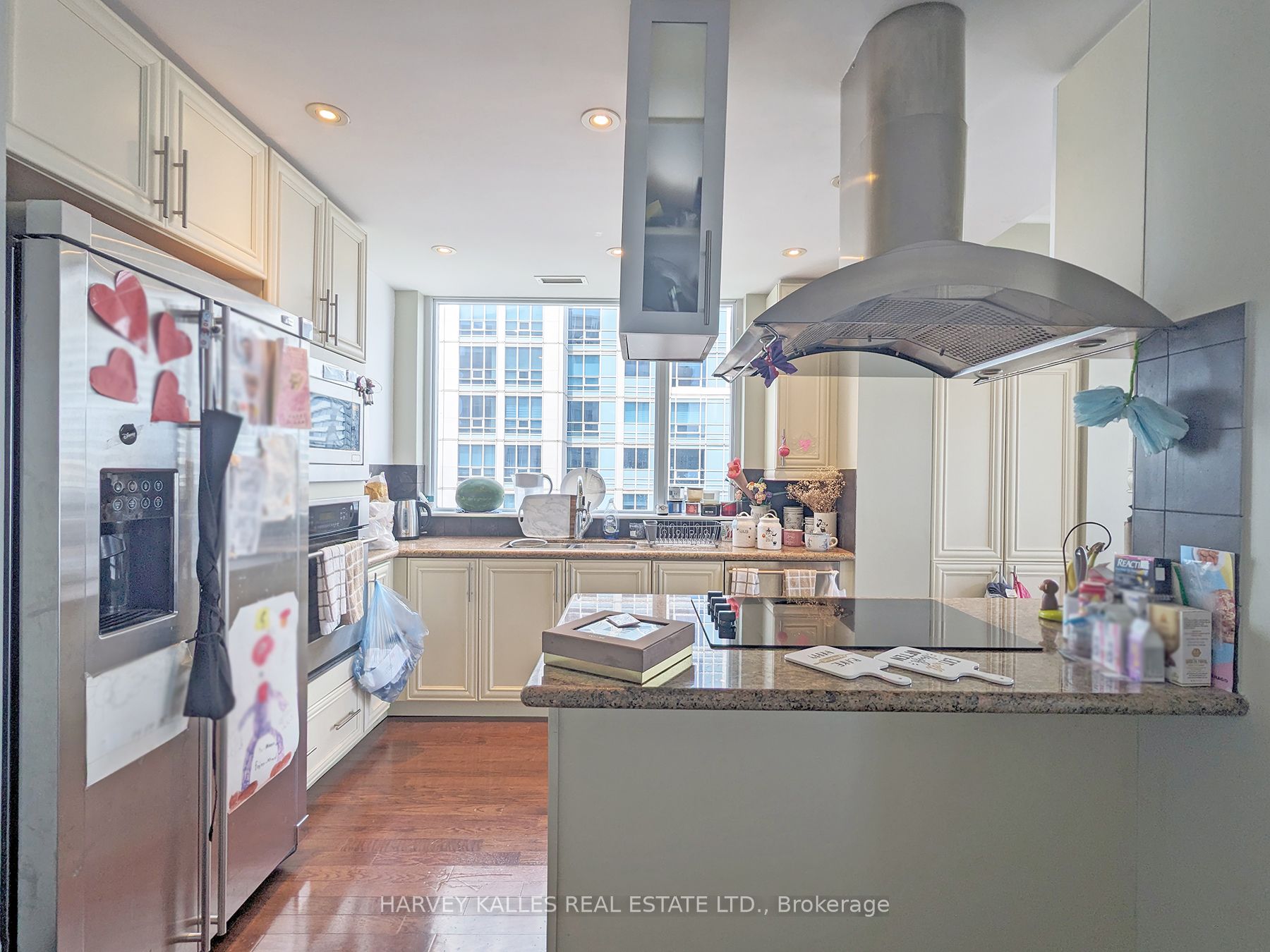 761 Bay Street 4302 Property Photo 8