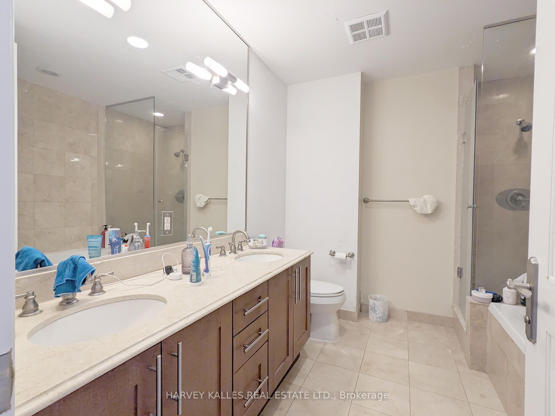 761 Bay Street 4302 Property Photo 20