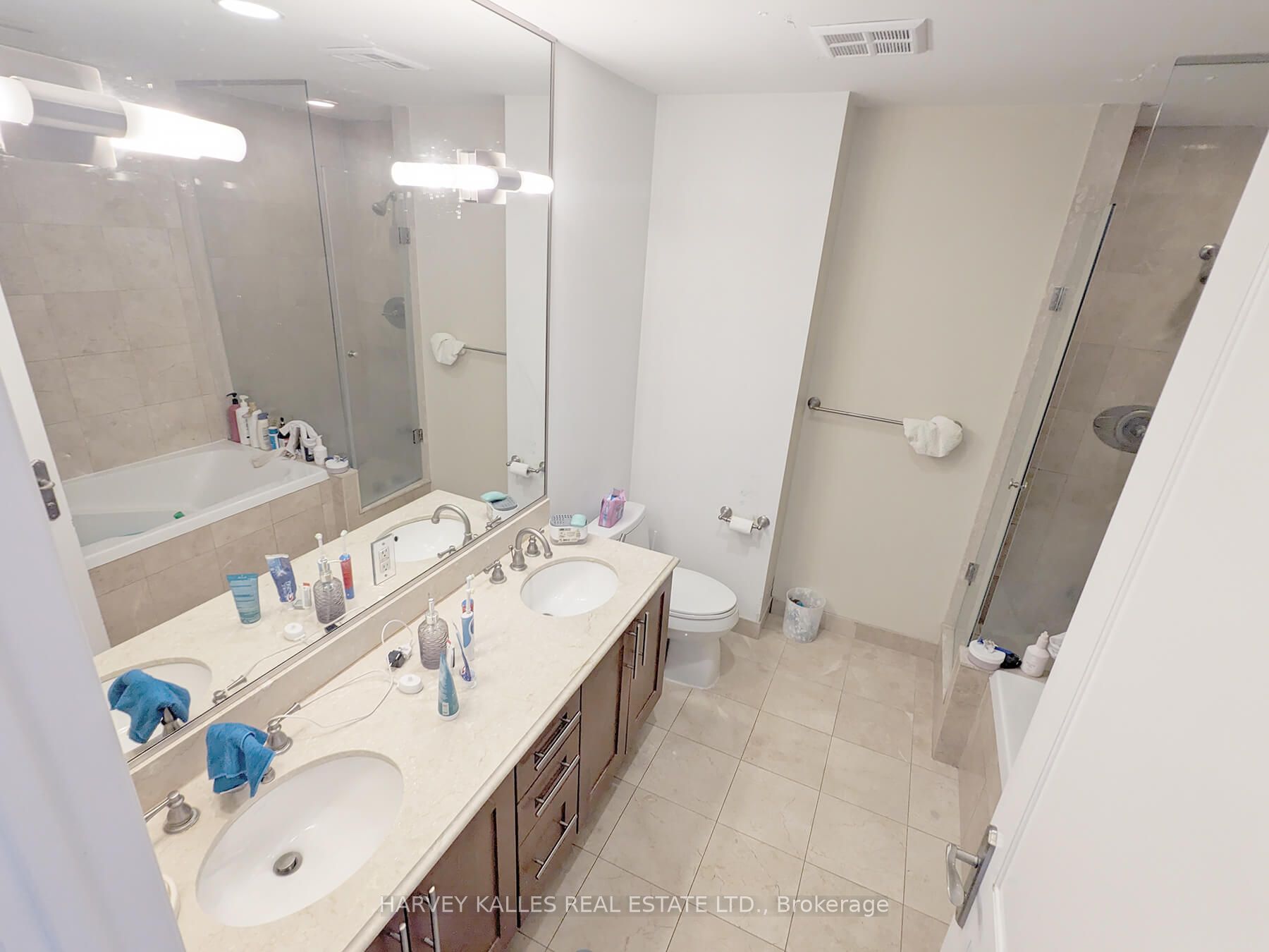 761 Bay Street 4302 Property Photo 21