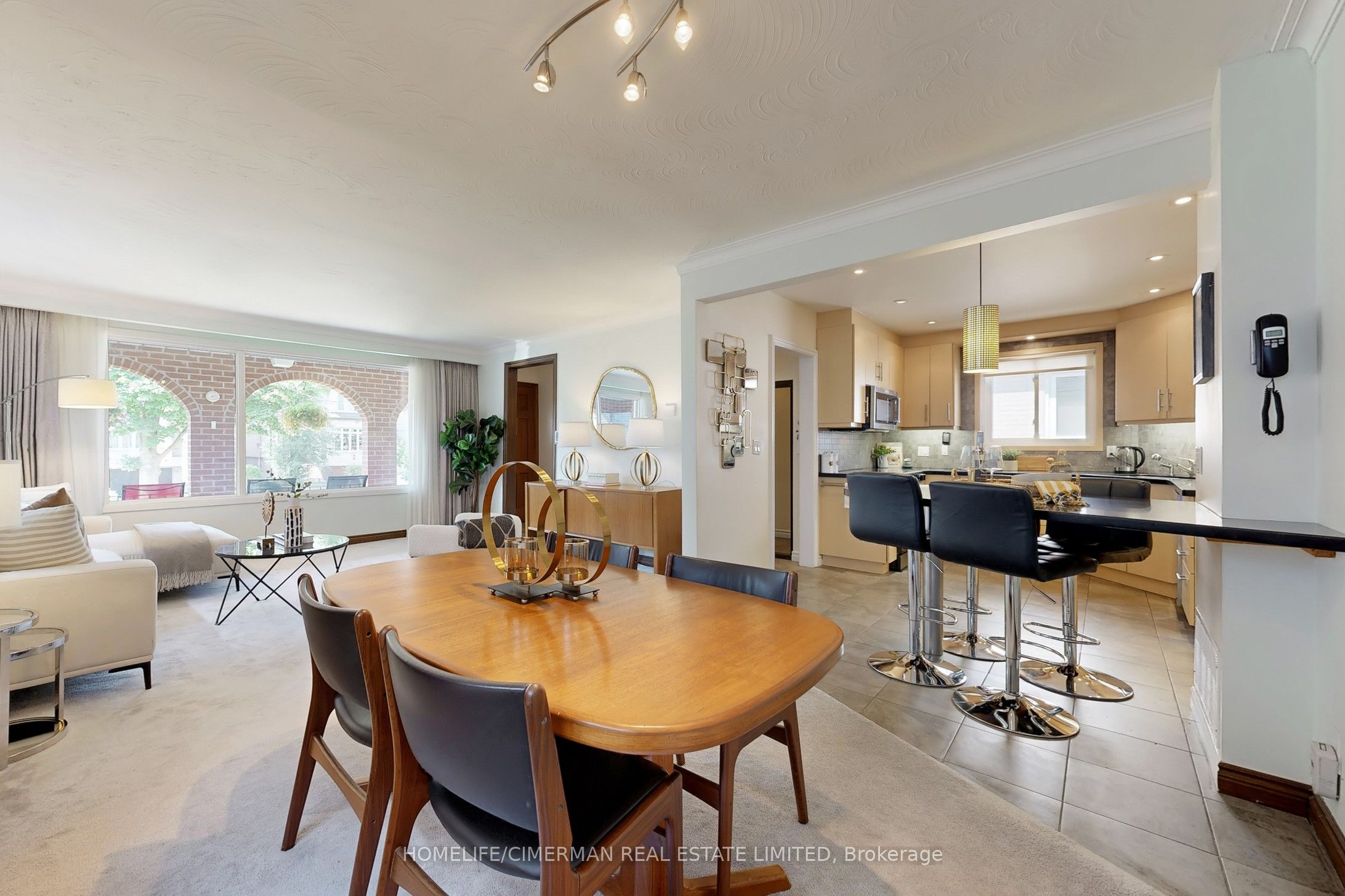 239 Dunforest Avenue Property Photo 6