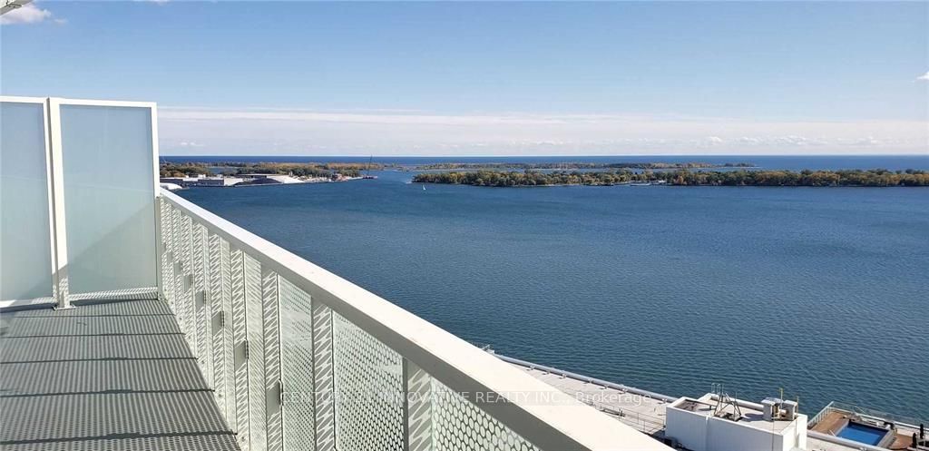 15 Queens Quay N/a E 2403 Property Photo 23
