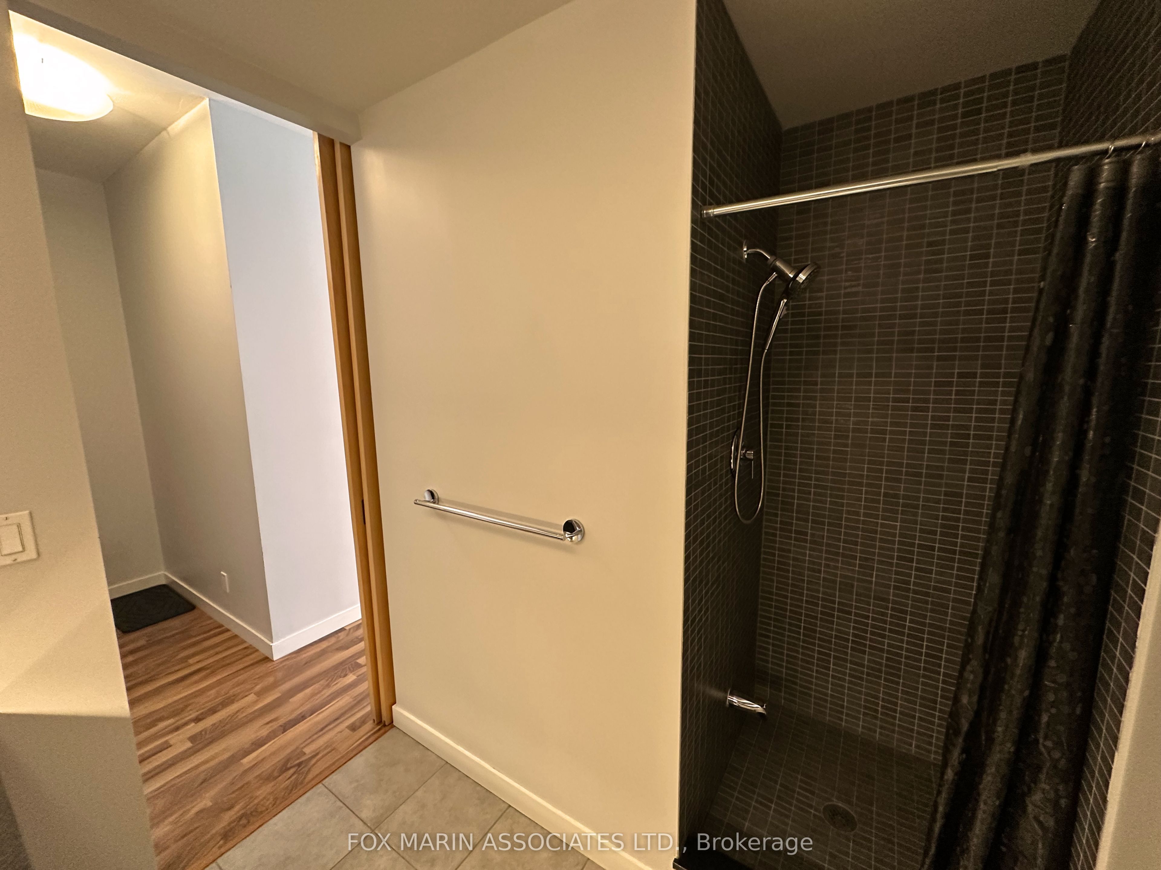 #526 - 1 Shaw Street Property Photo 17