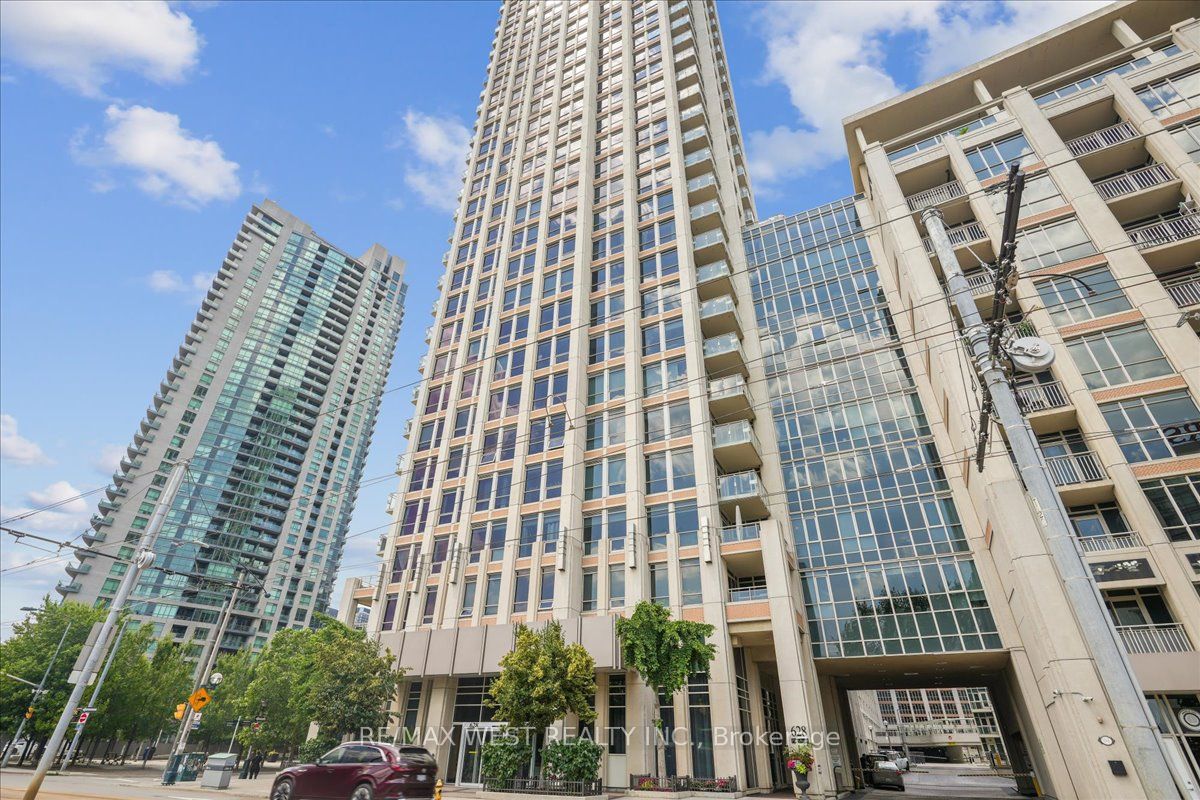 #324 - 628 Fleet Street Property Photo 1