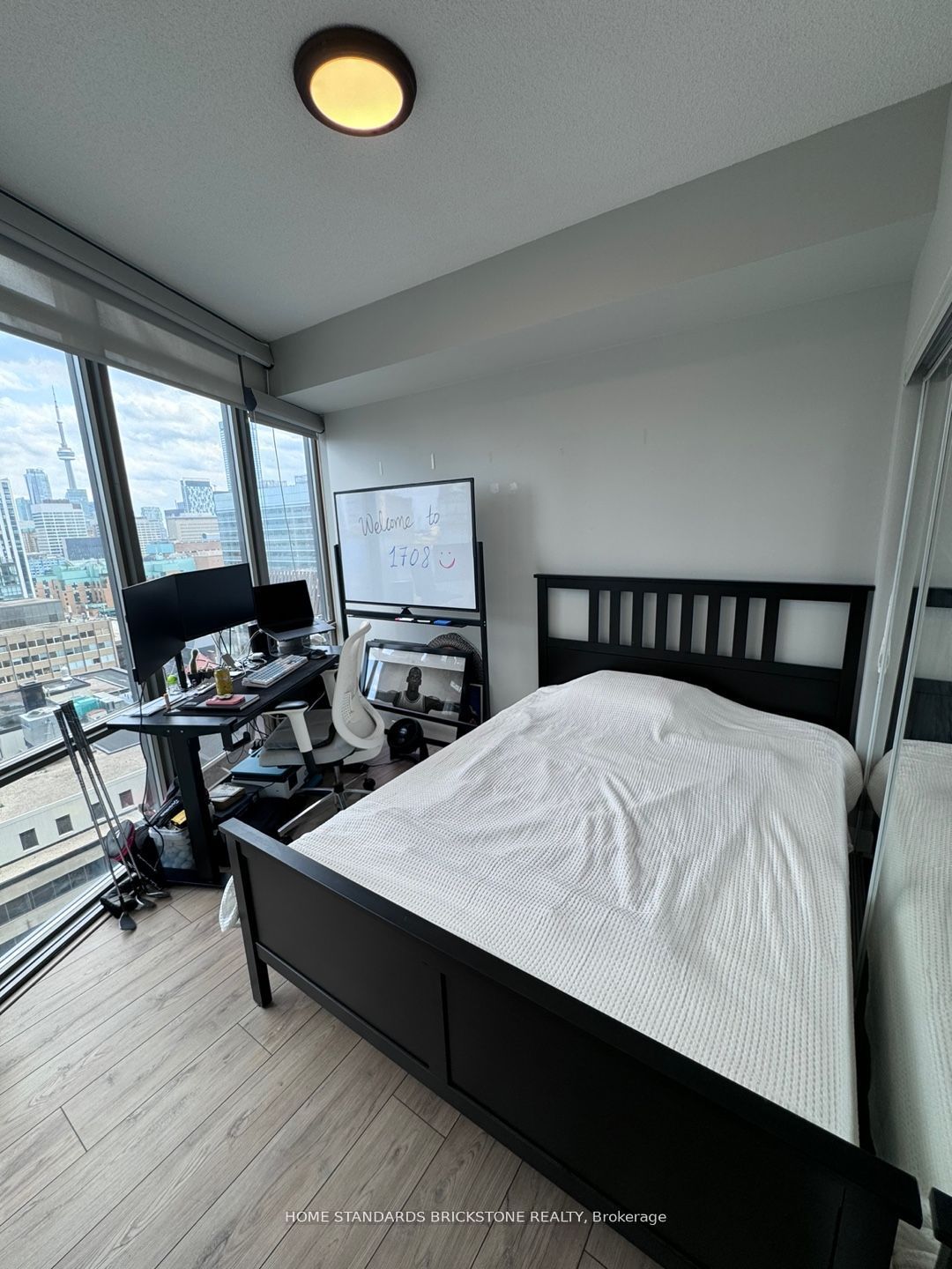 #1708 - 832 Bay Street Property Photo 21