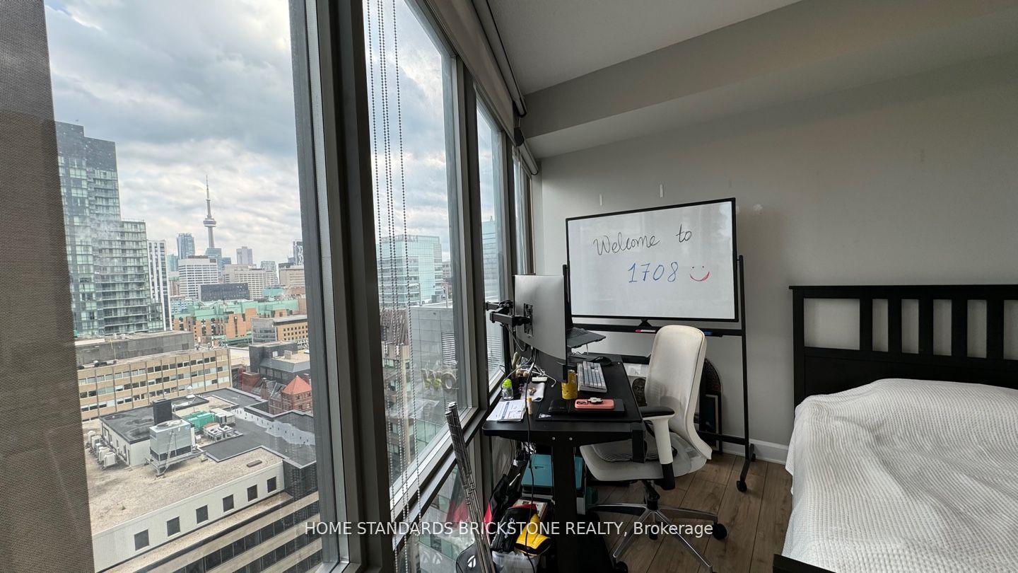 #1708 - 832 Bay Street Property Photo 22