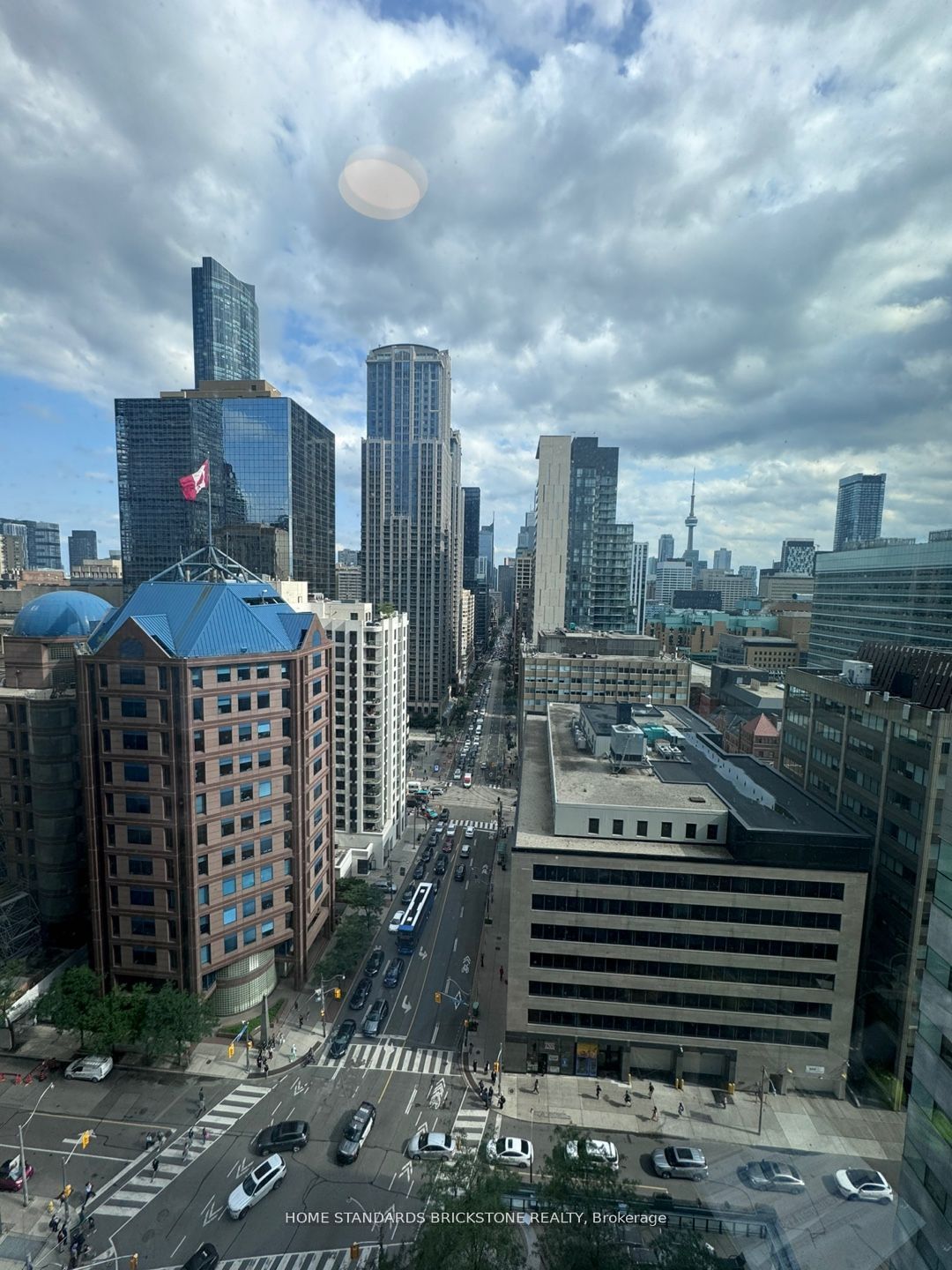 #1708 - 832 Bay Street Property Photo 27