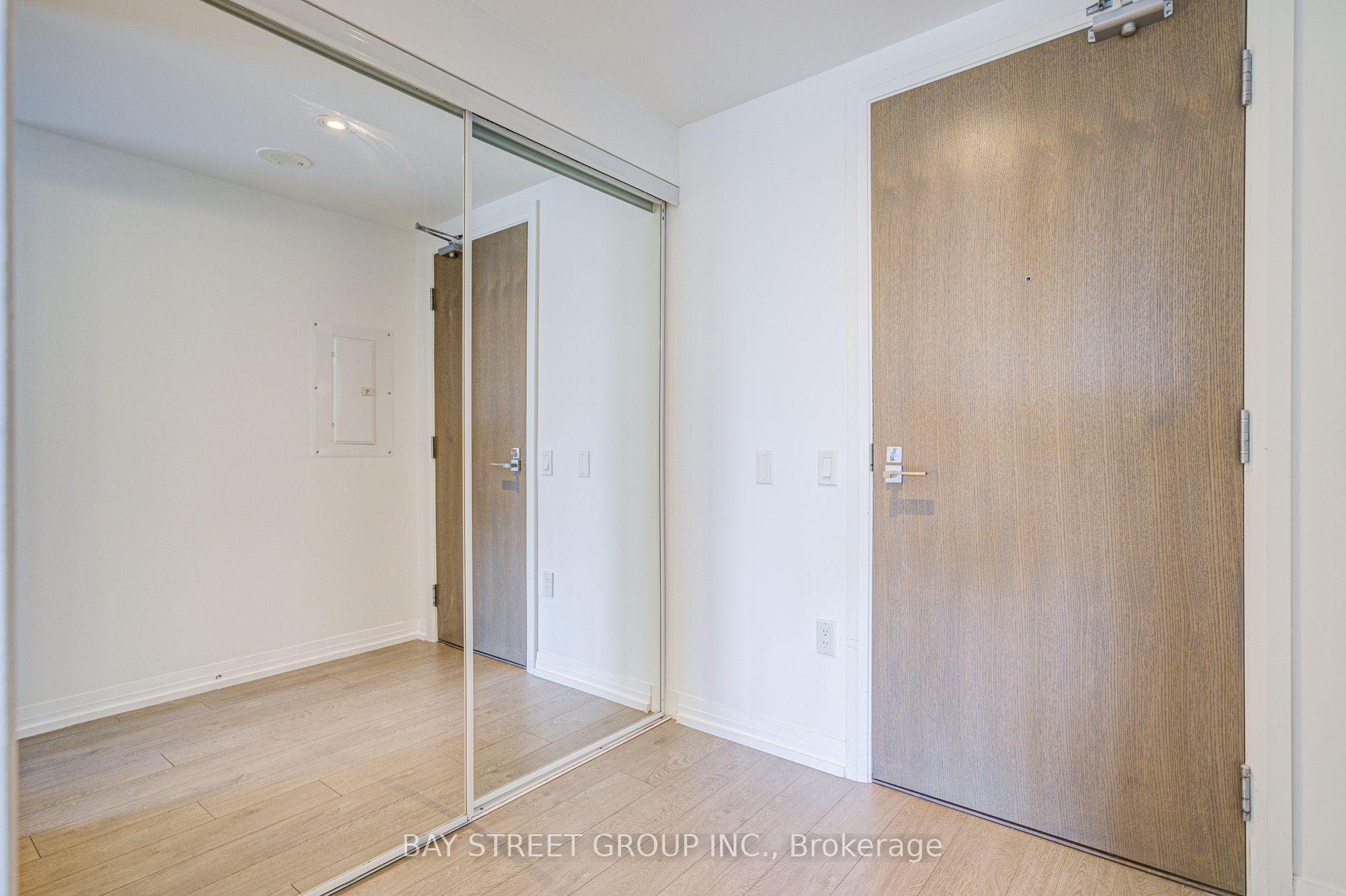 #1218 - 251 Jarvis Street Property Photo 12