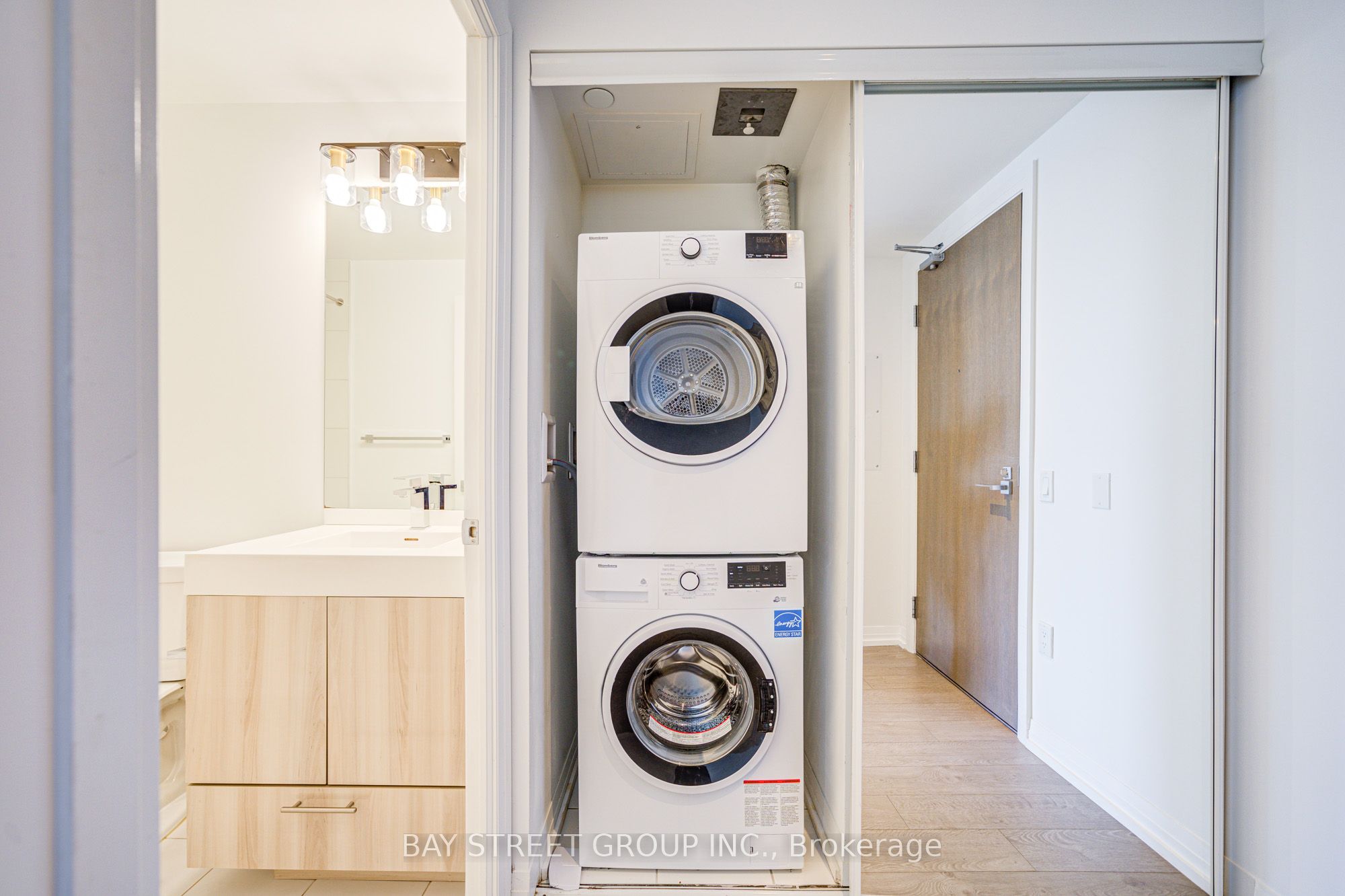 #1218 - 251 Jarvis Street Property Photo 13